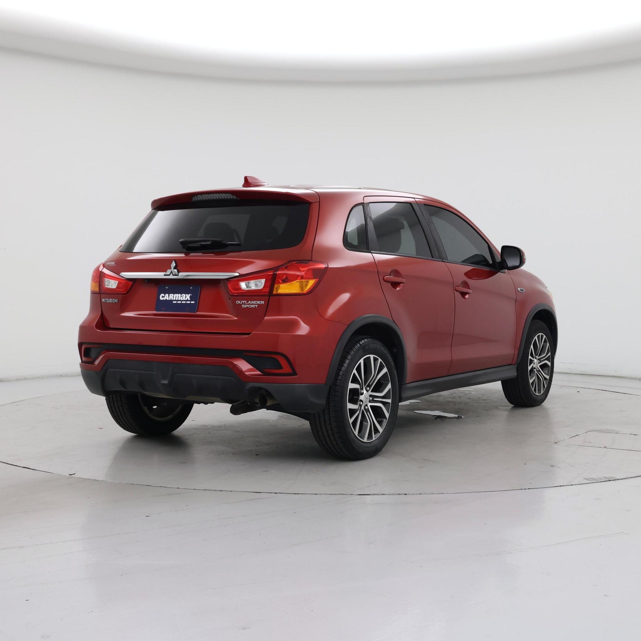 Thumbnail: 2019 Mitsubishi Outlander Sport - 8