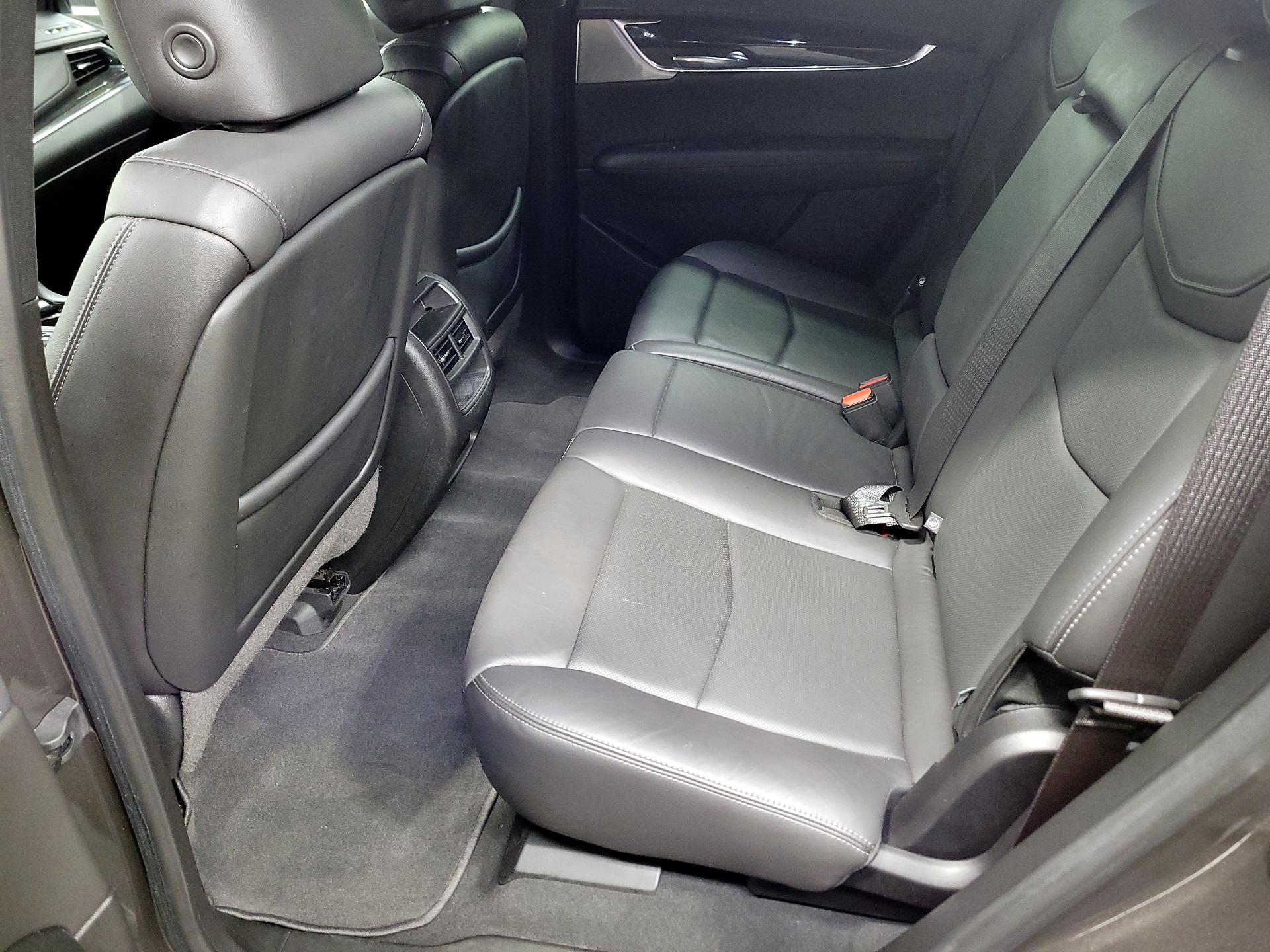 Thumbnail: 2020 Cadillac XT5 - 14