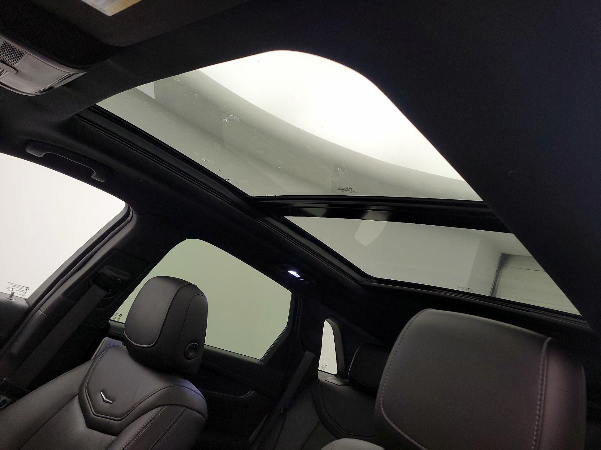 Thumbnail: 2020 Cadillac XT5 - 19