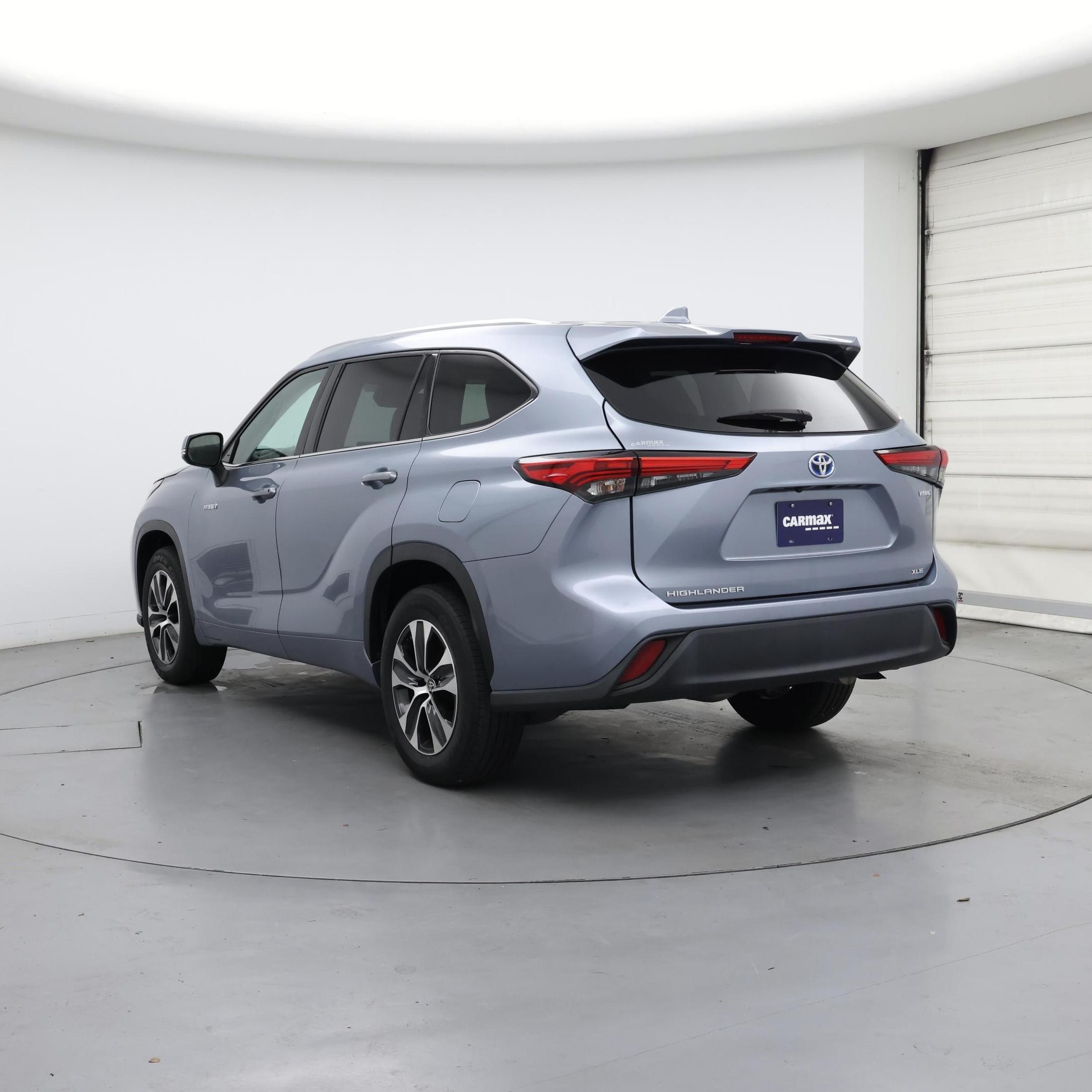 Thumbnail: 2021 Toyota Highlander - 2