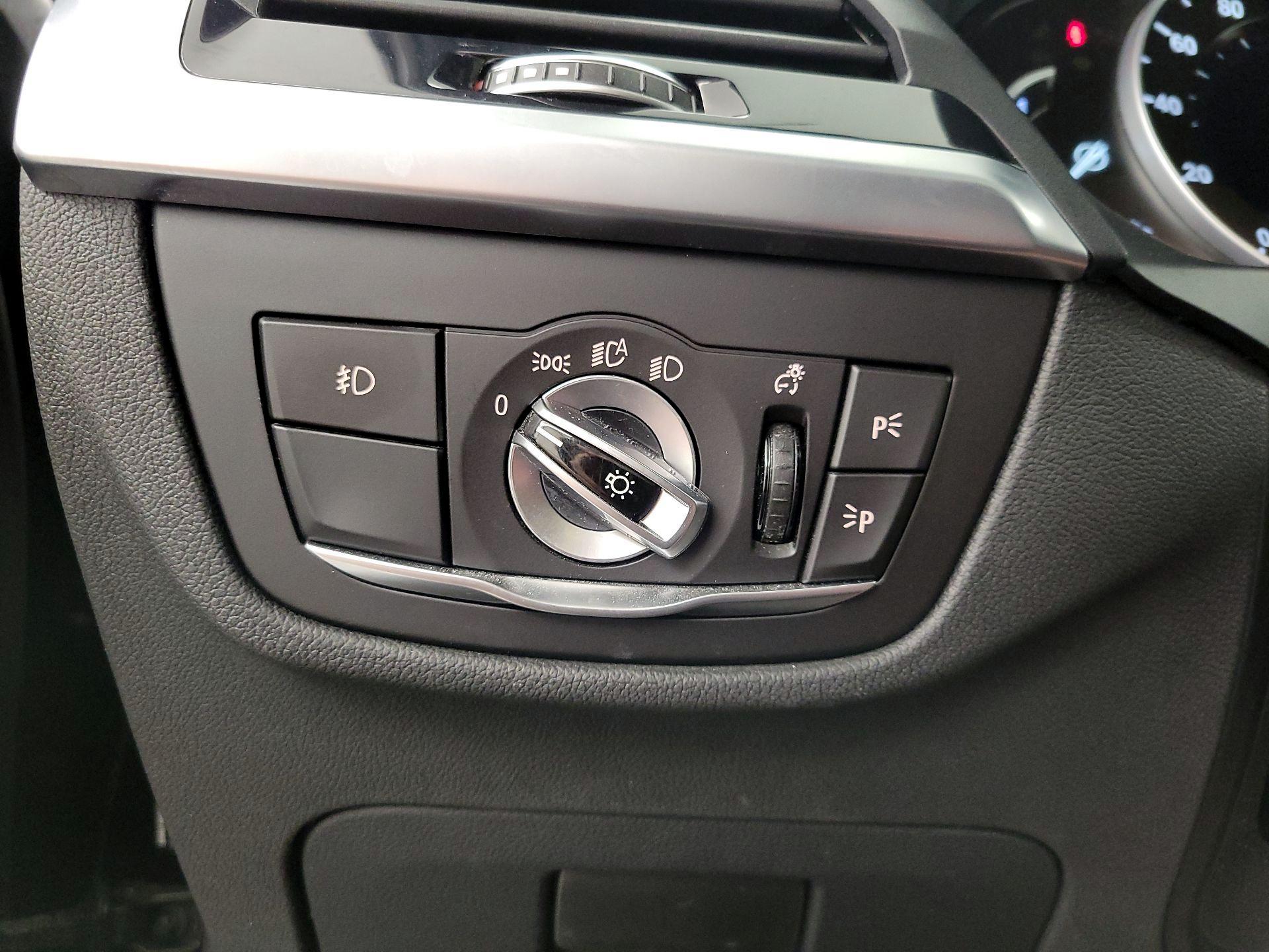 Thumbnail: 2019 BMW X3 - 13