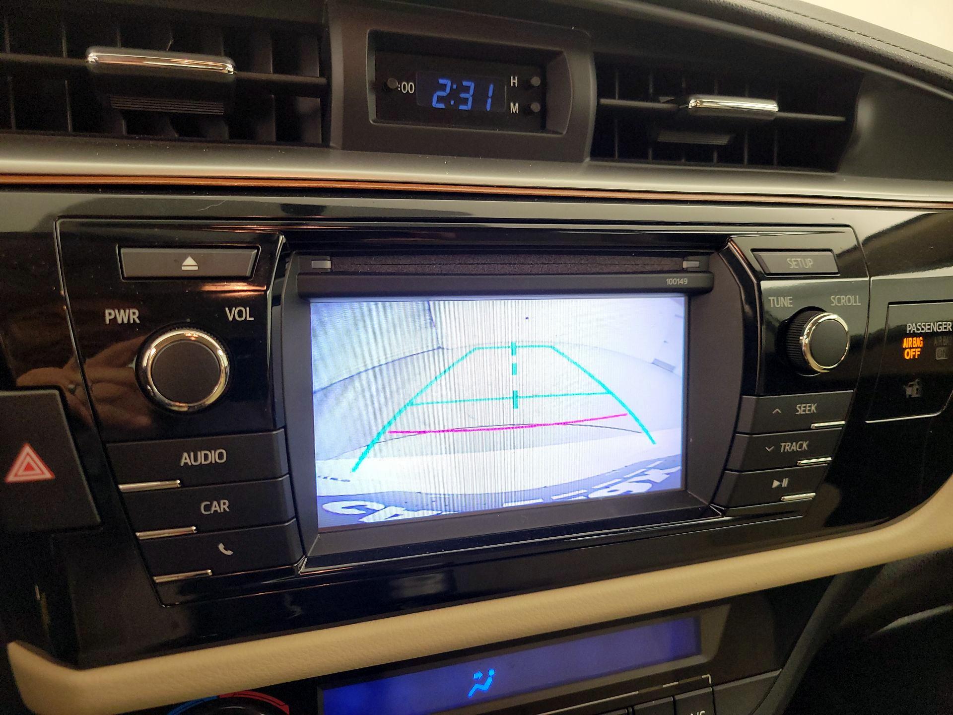 Thumbnail: 2015 Toyota Corolla - 14