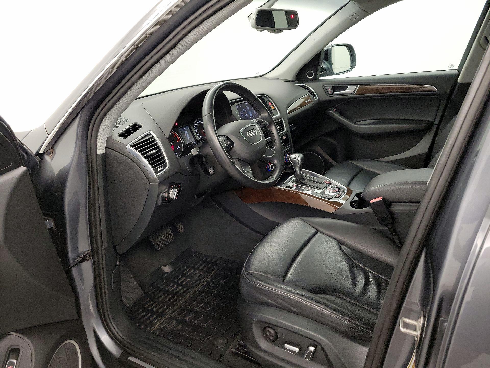 Thumbnail: 2016 Audi Q5 - 11
