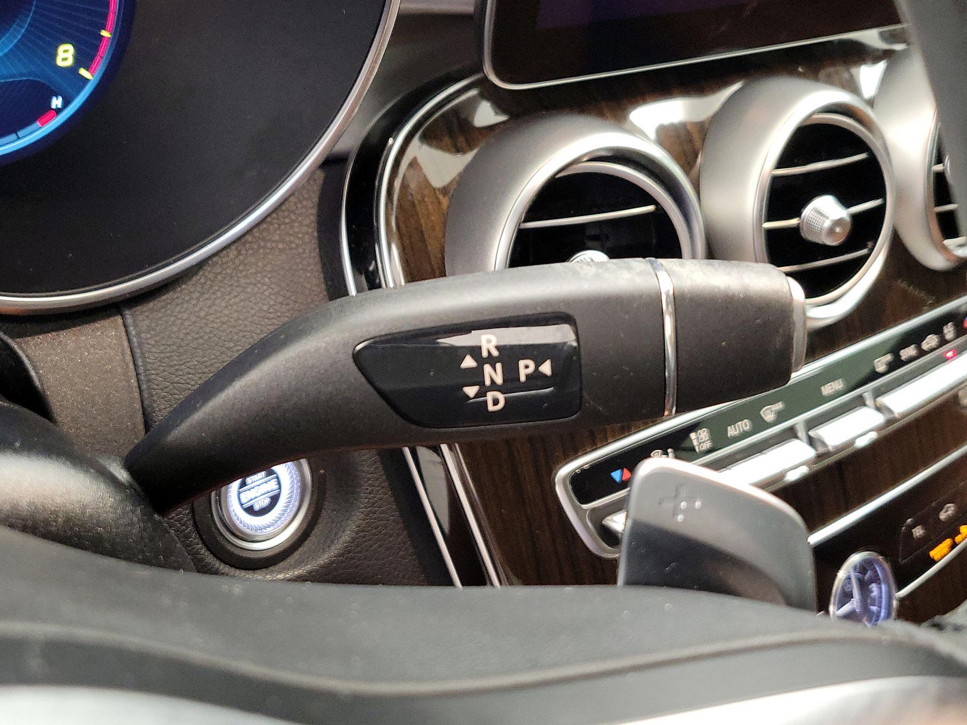 Thumbnail: 2020 Mercedes-Benz C-Class - 17