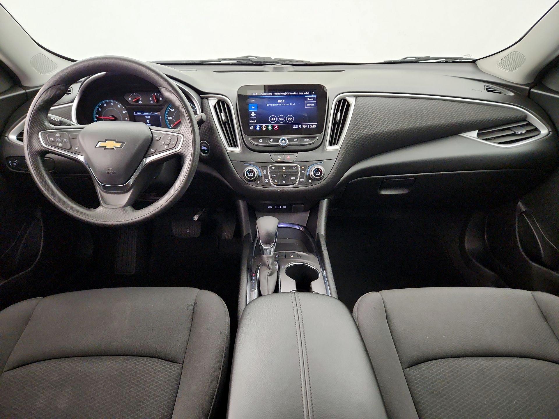 Thumbnail: 2024 Chevrolet Malibu - 9