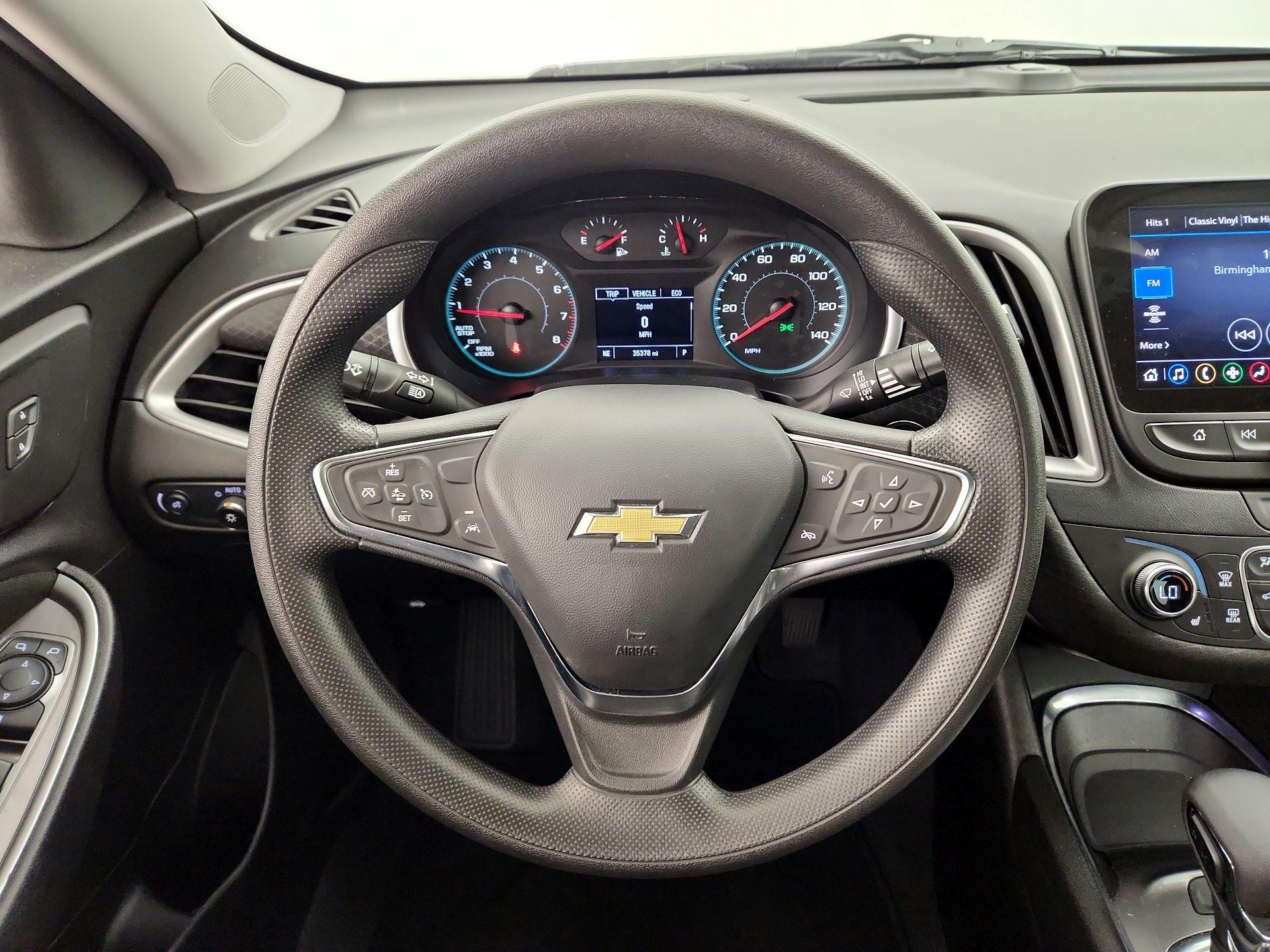 Thumbnail: 2024 Chevrolet Malibu - 10