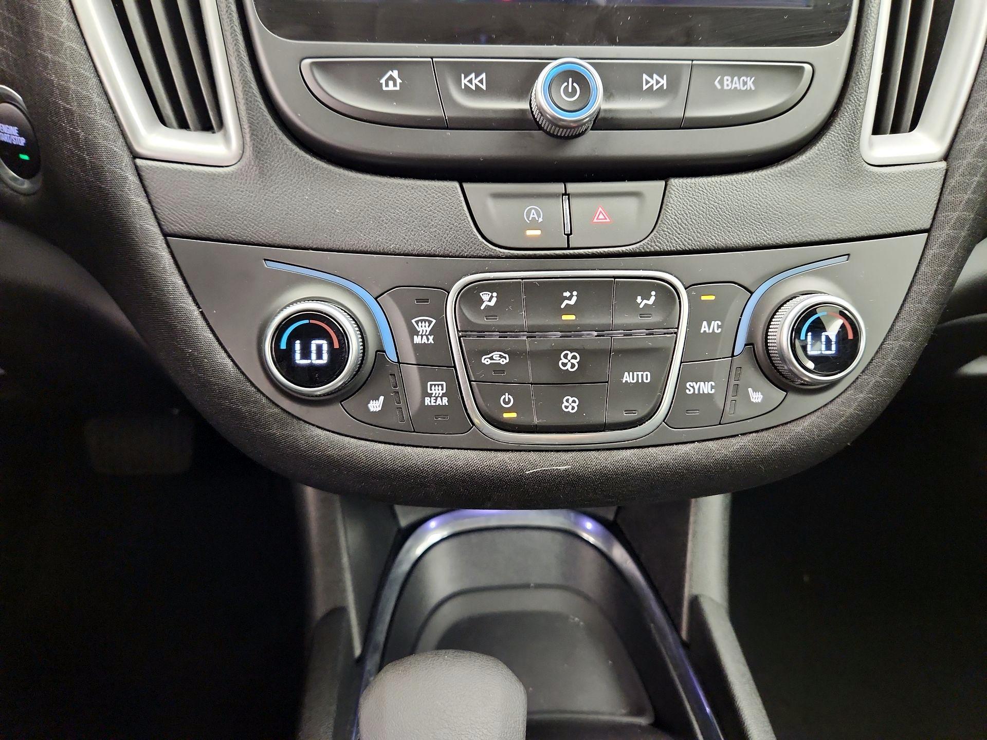 Thumbnail: 2024 Chevrolet Malibu - 16