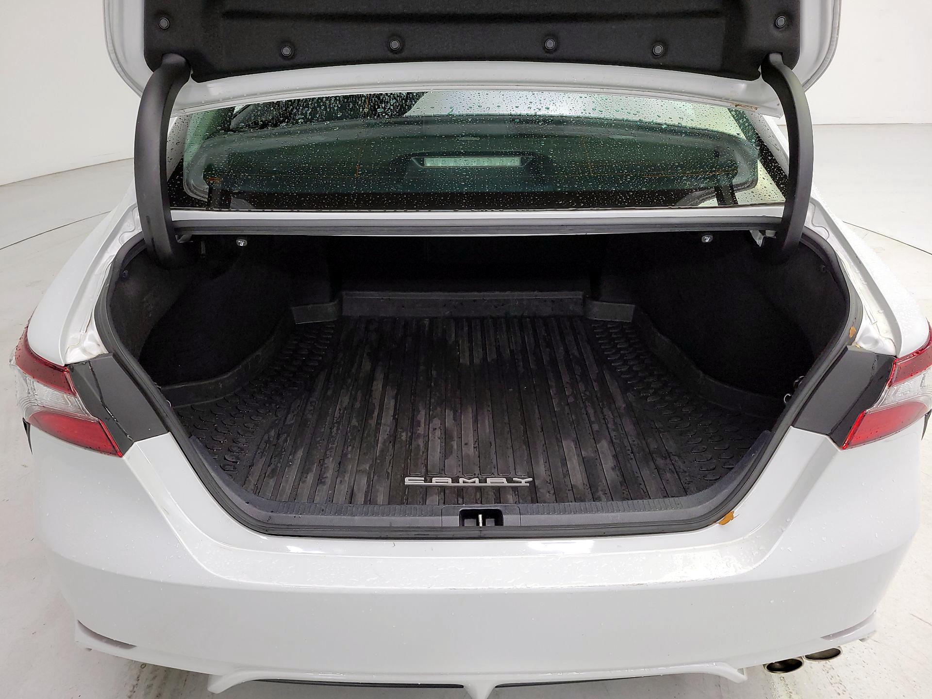 Thumbnail: 2023 Toyota Camry - 20