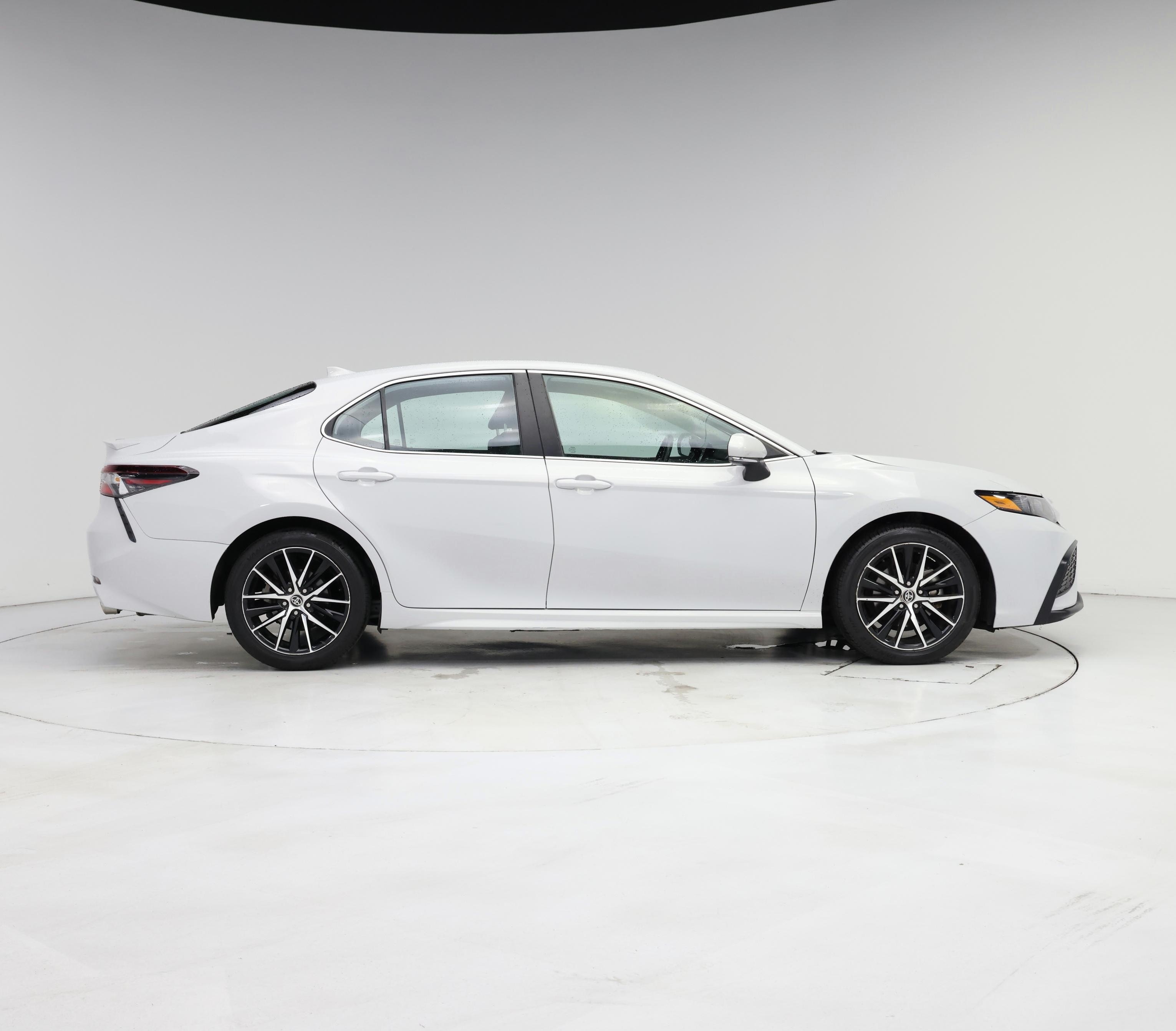 Thumbnail: 2023 Toyota Camry - 7