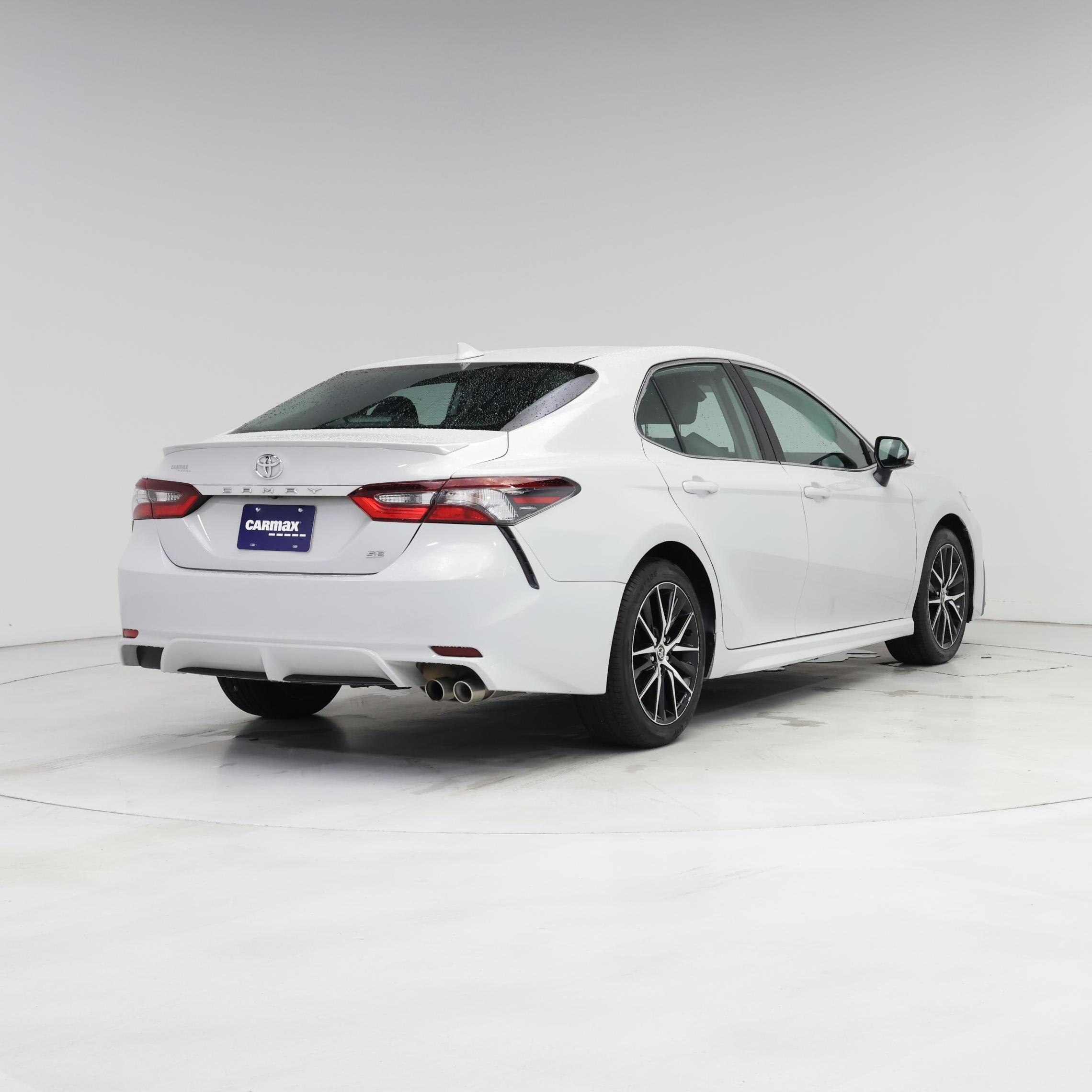 Thumbnail: 2023 Toyota Camry - 8