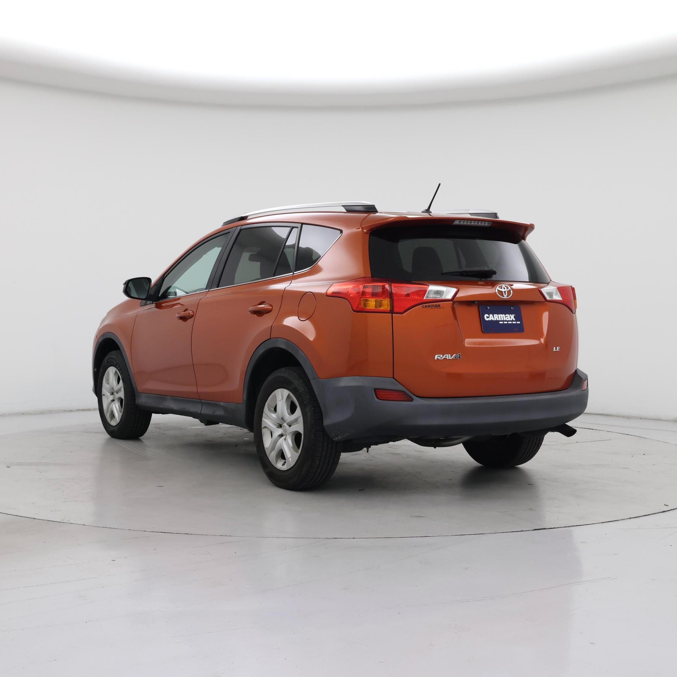 Thumbnail: 2015 Toyota RAV4 - 2