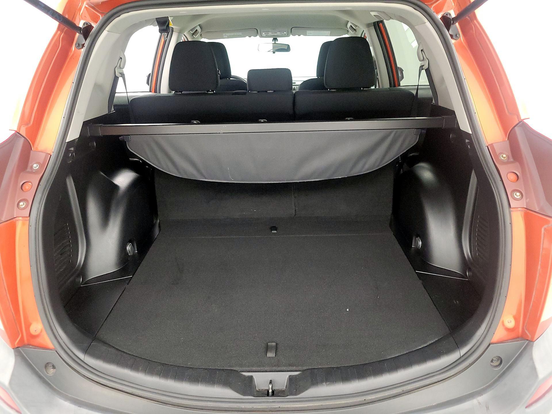 Thumbnail: 2015 Toyota RAV4 - 20