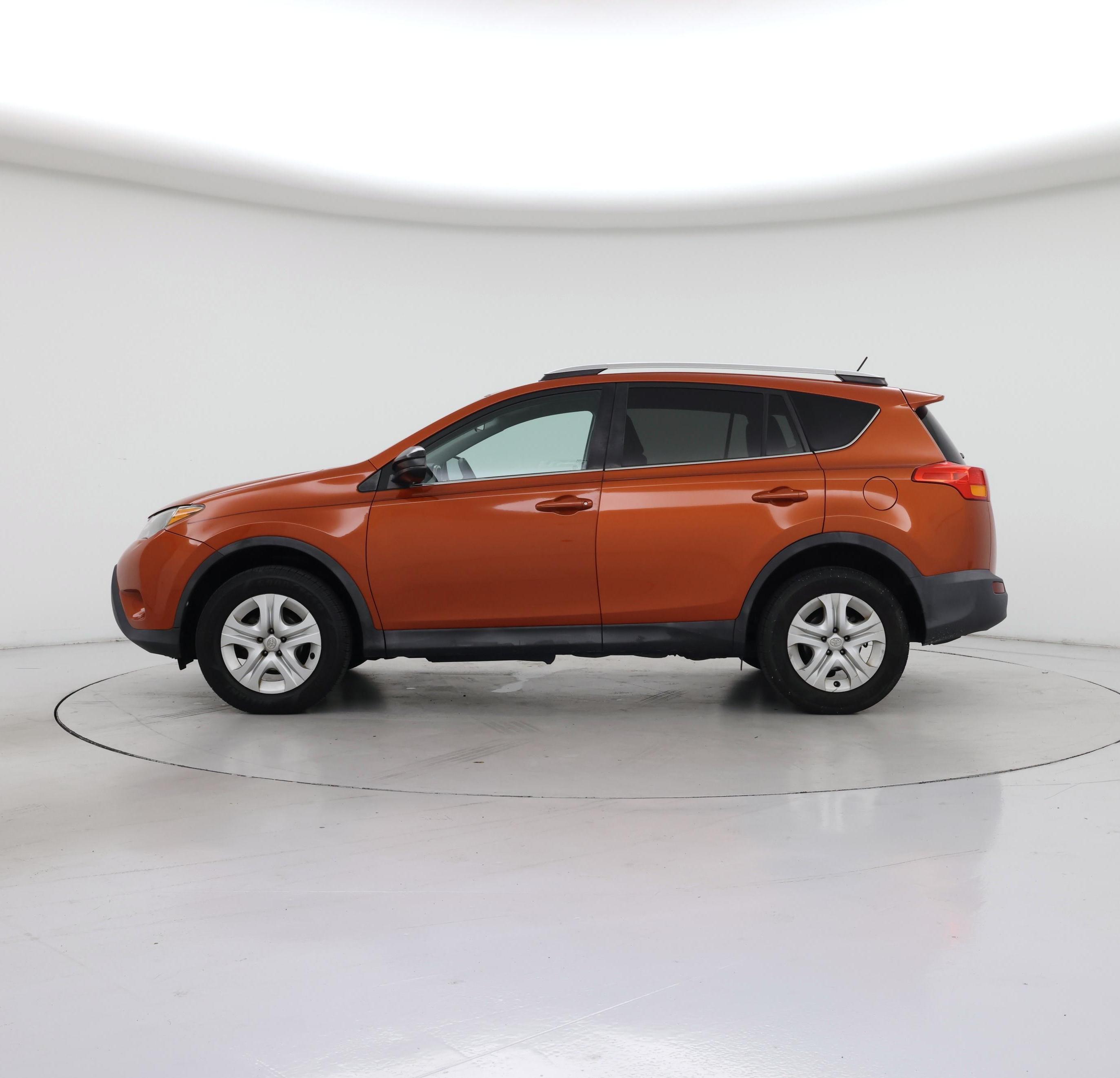 Thumbnail: 2015 Toyota RAV4 - 3