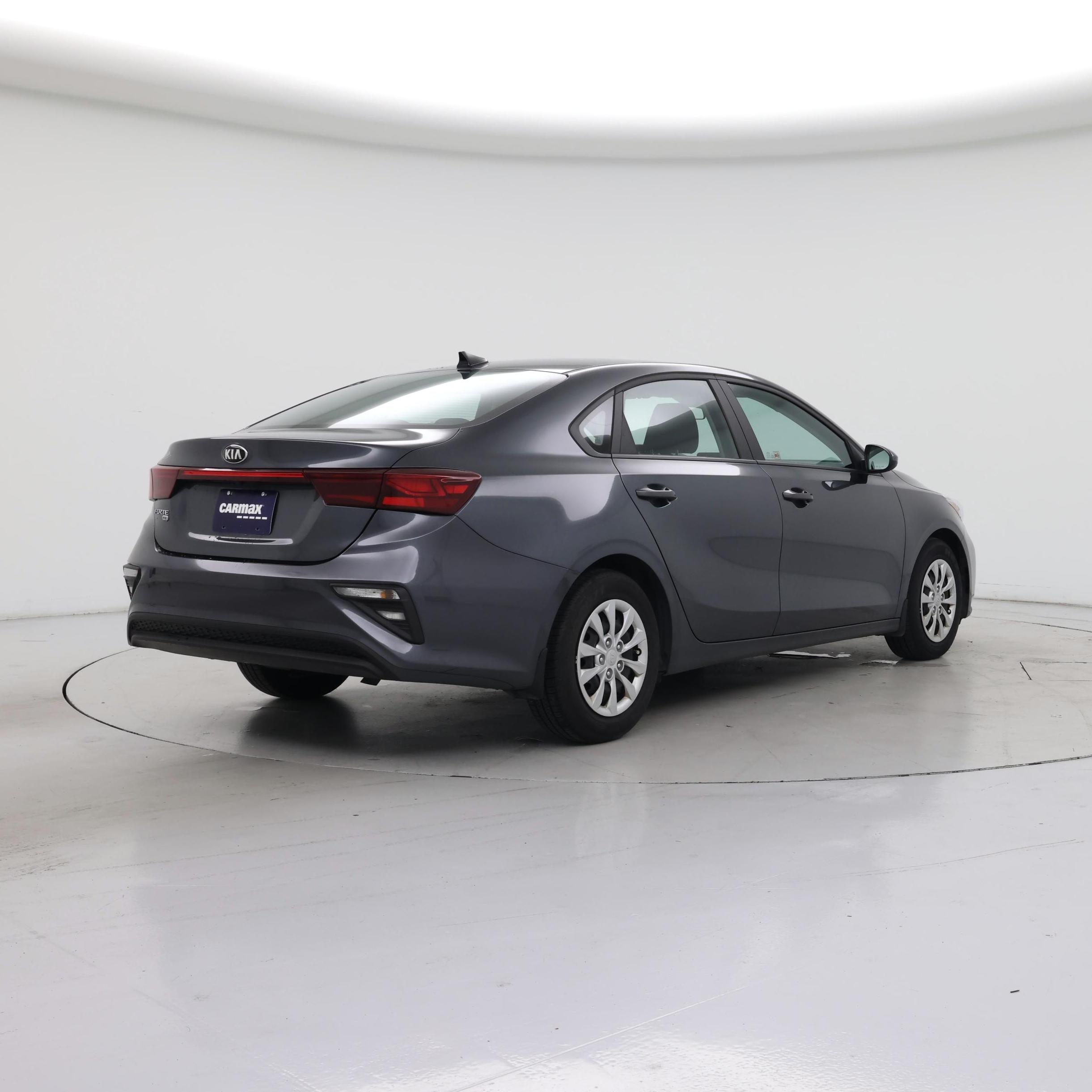 Thumbnail: 2021 Kia Forte - 8