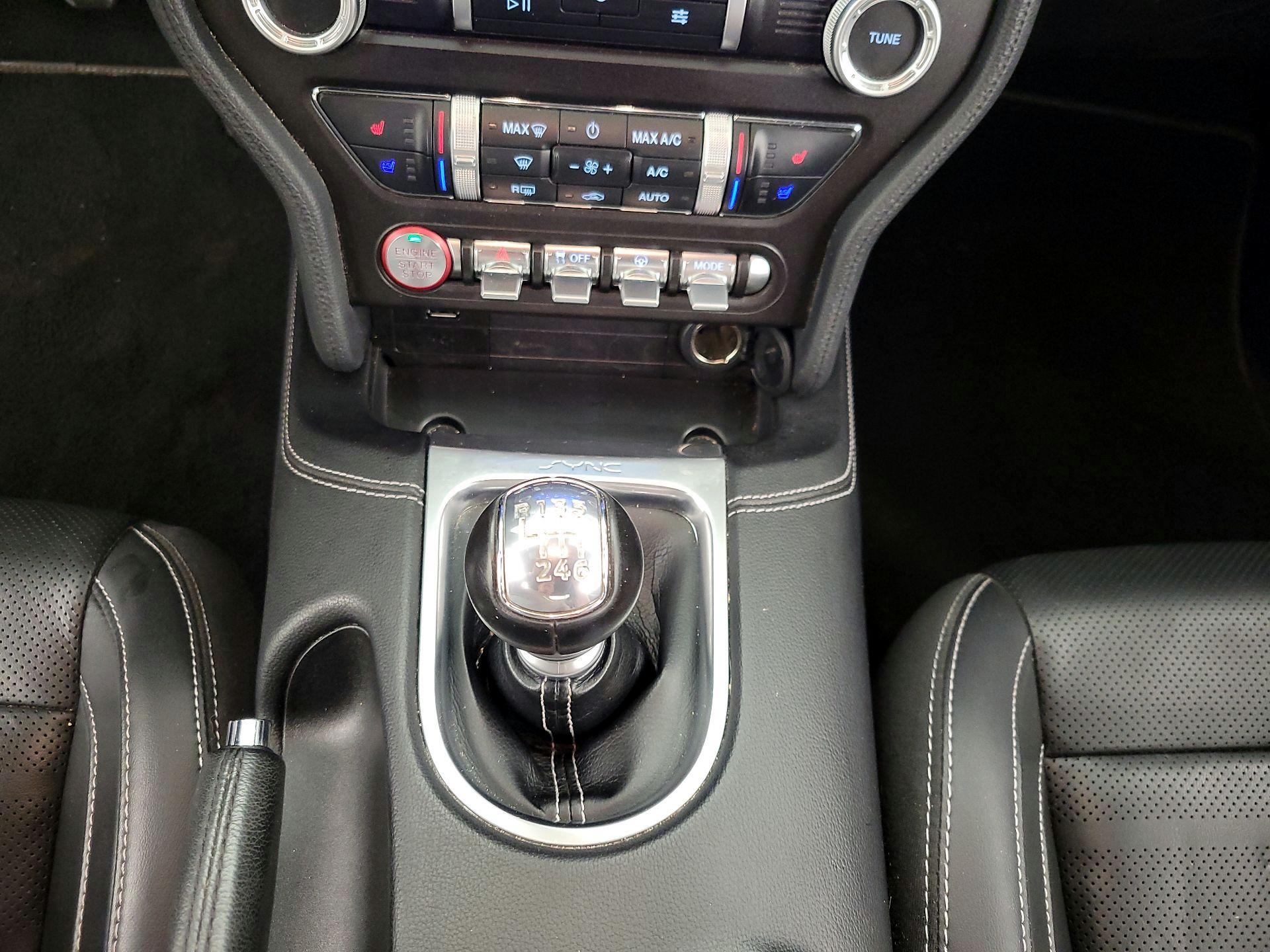 Thumbnail: 2022 Ford Mustang - 18