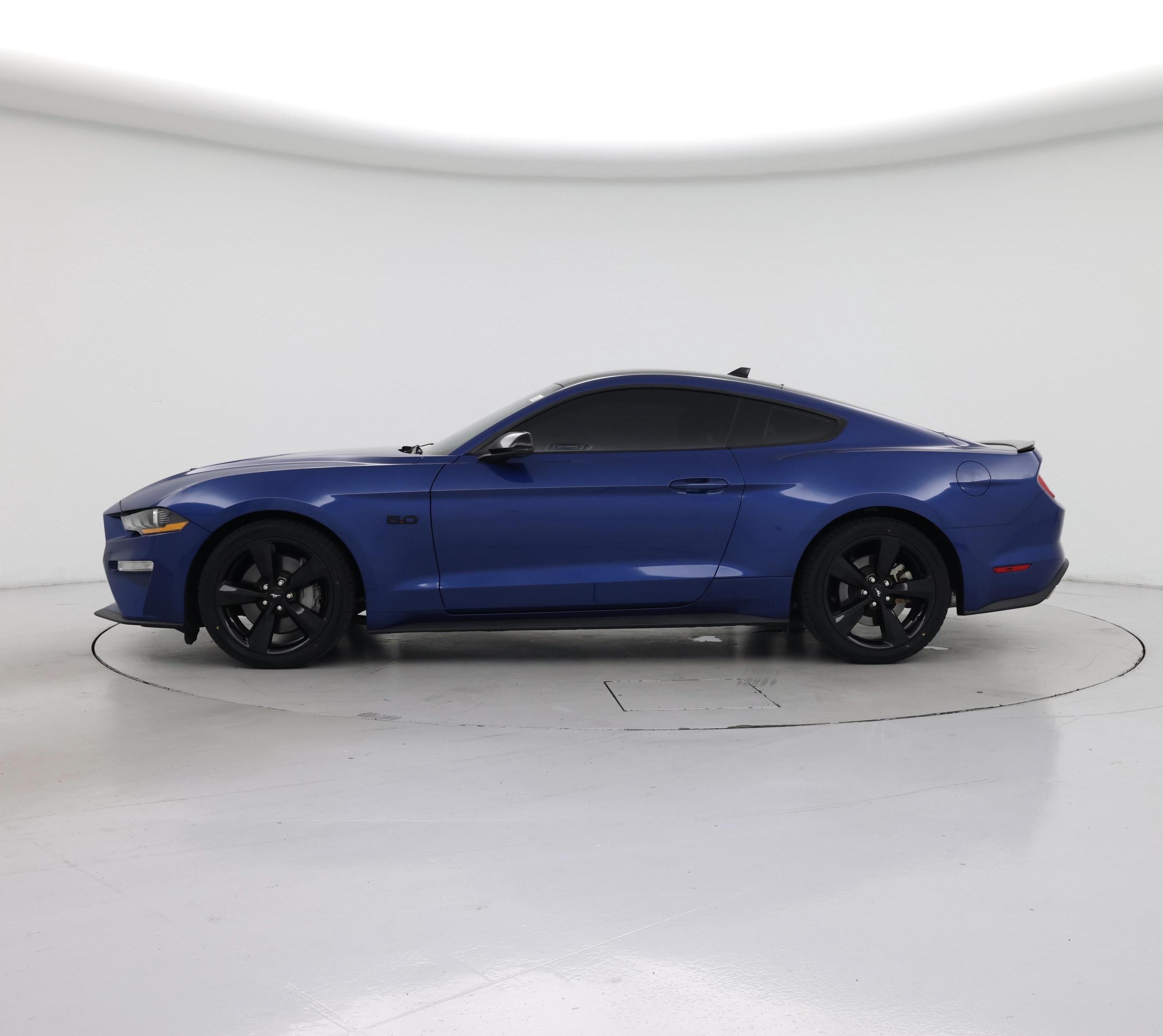 Thumbnail: 2022 Ford Mustang - 3
