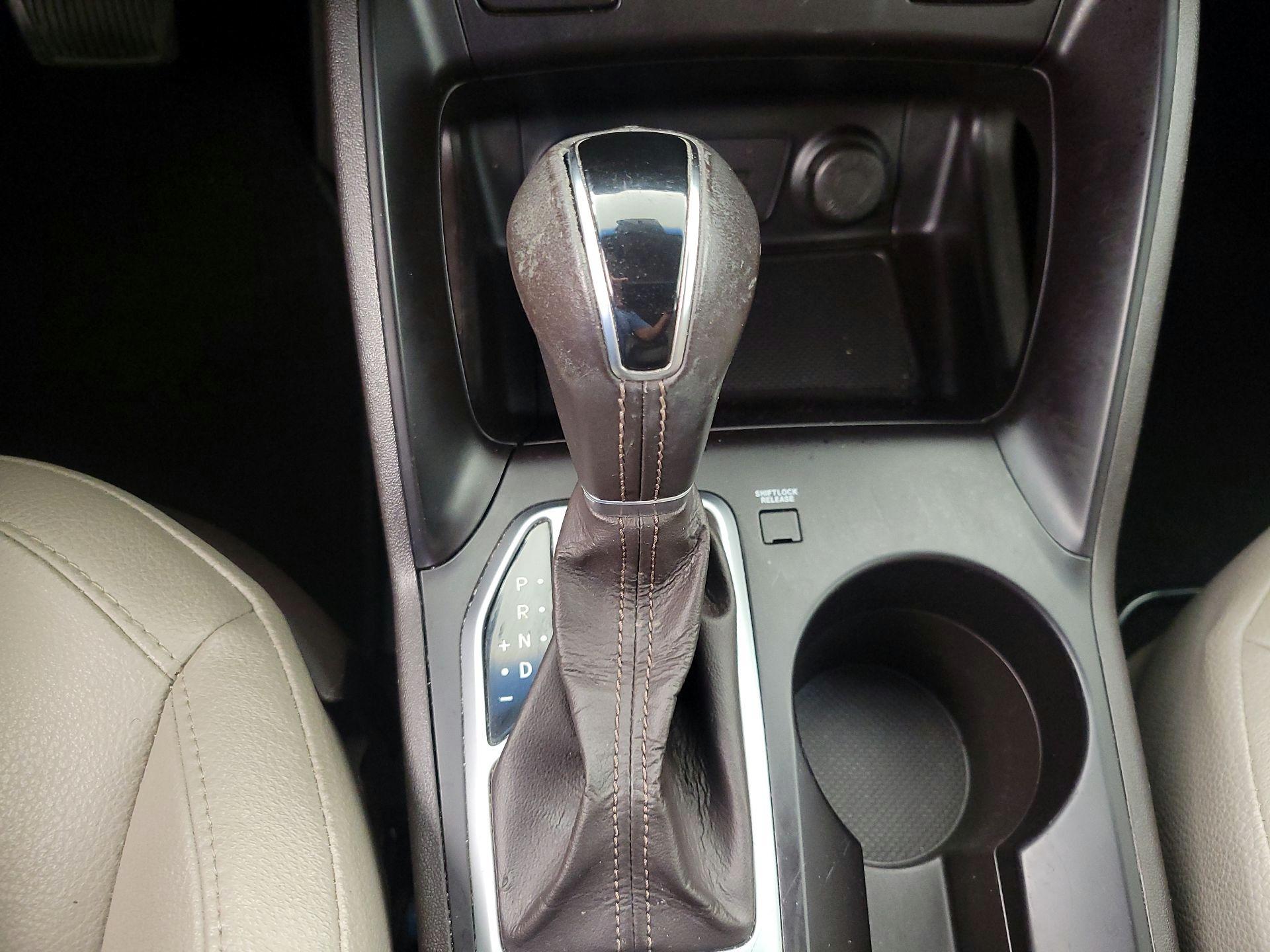 Thumbnail: 2014 Hyundai Tucson - 15