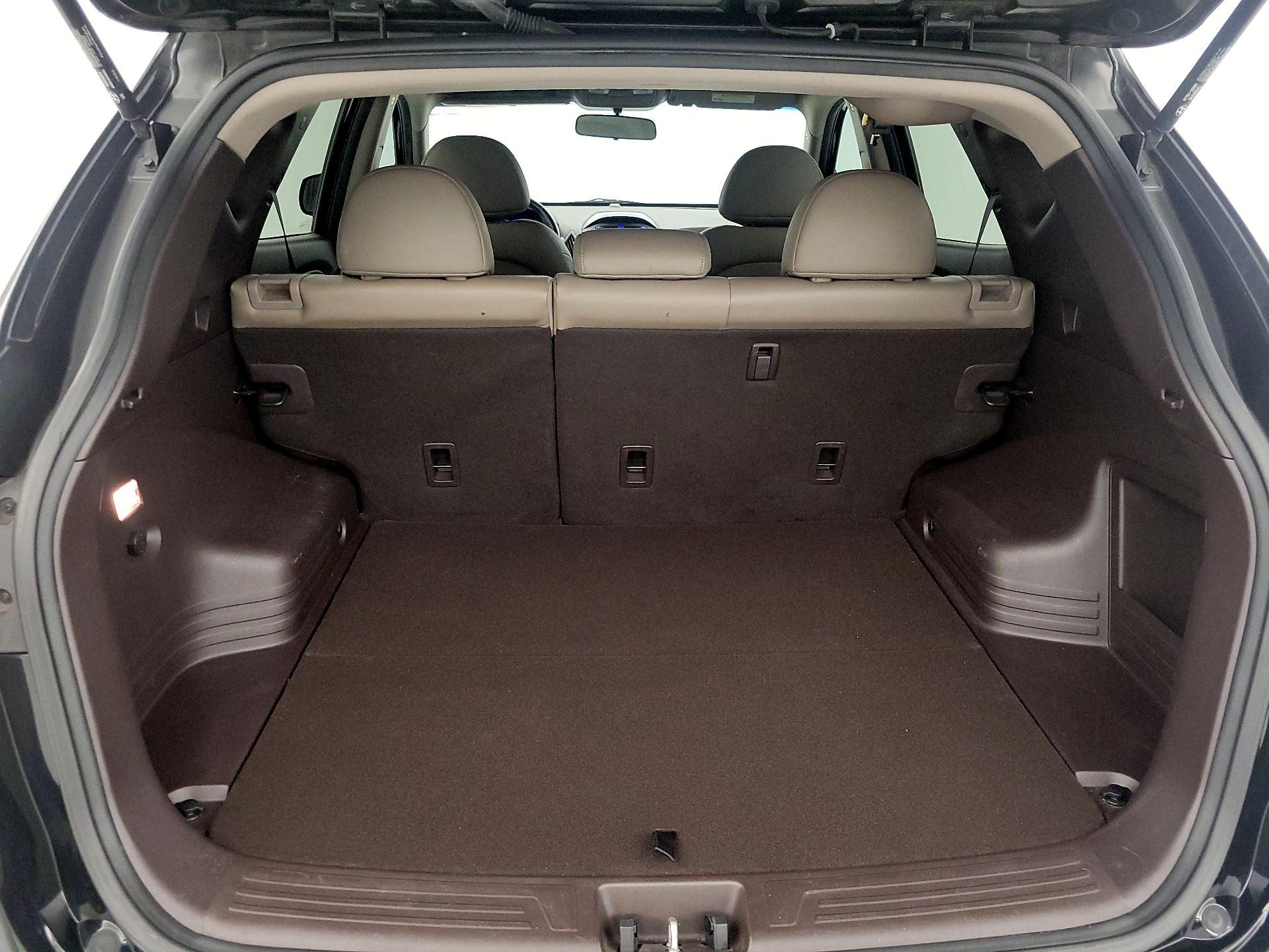 Thumbnail: 2014 Hyundai Tucson - 18