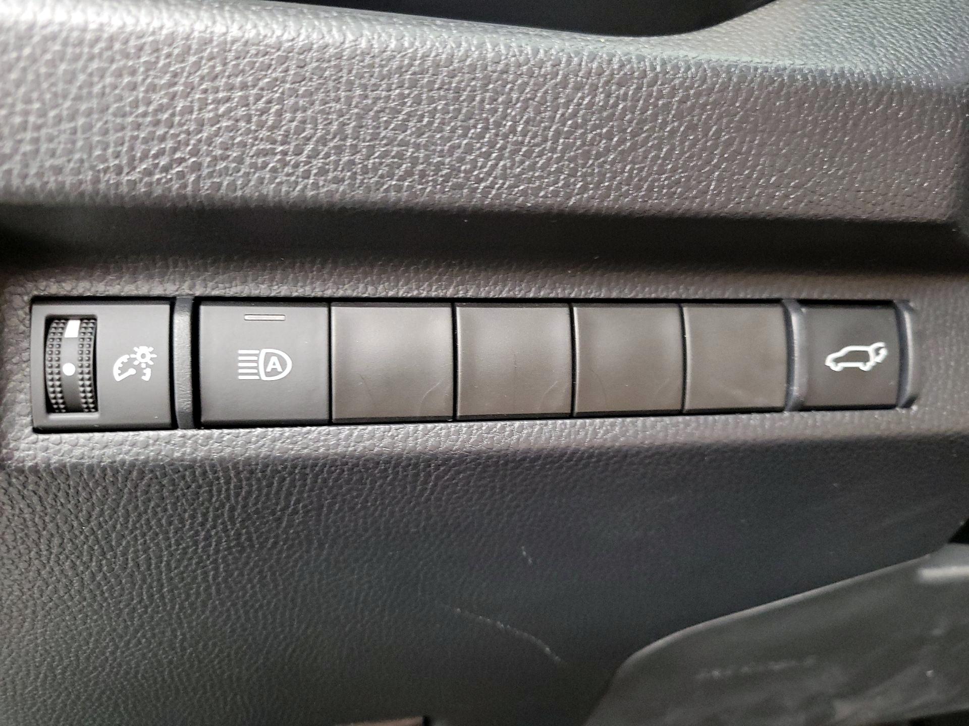 Thumbnail: 2023 Toyota RAV4 - 13