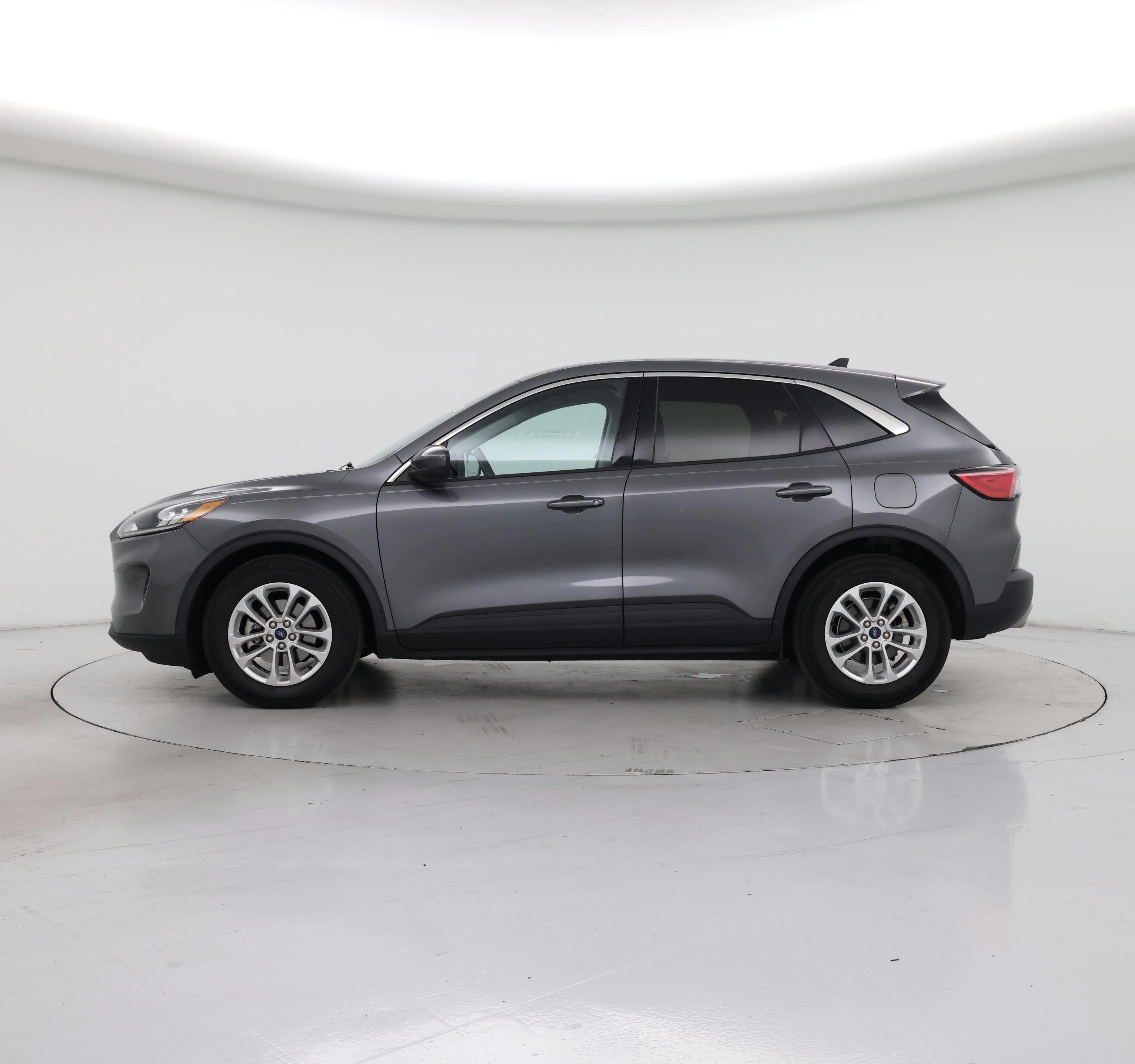 Thumbnail: 2021 Ford Escape - 3