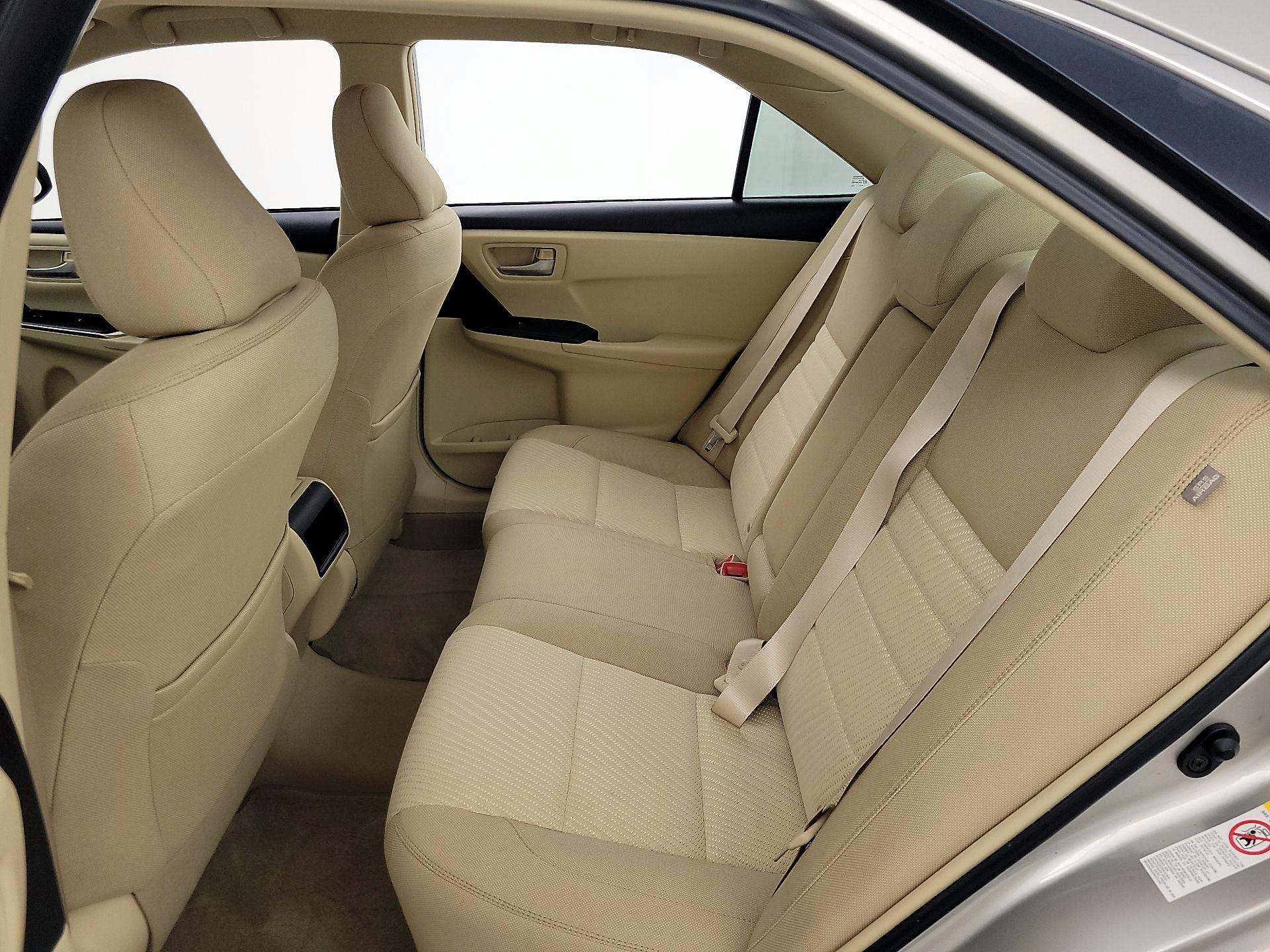 Thumbnail: 2015 Toyota Camry - 19