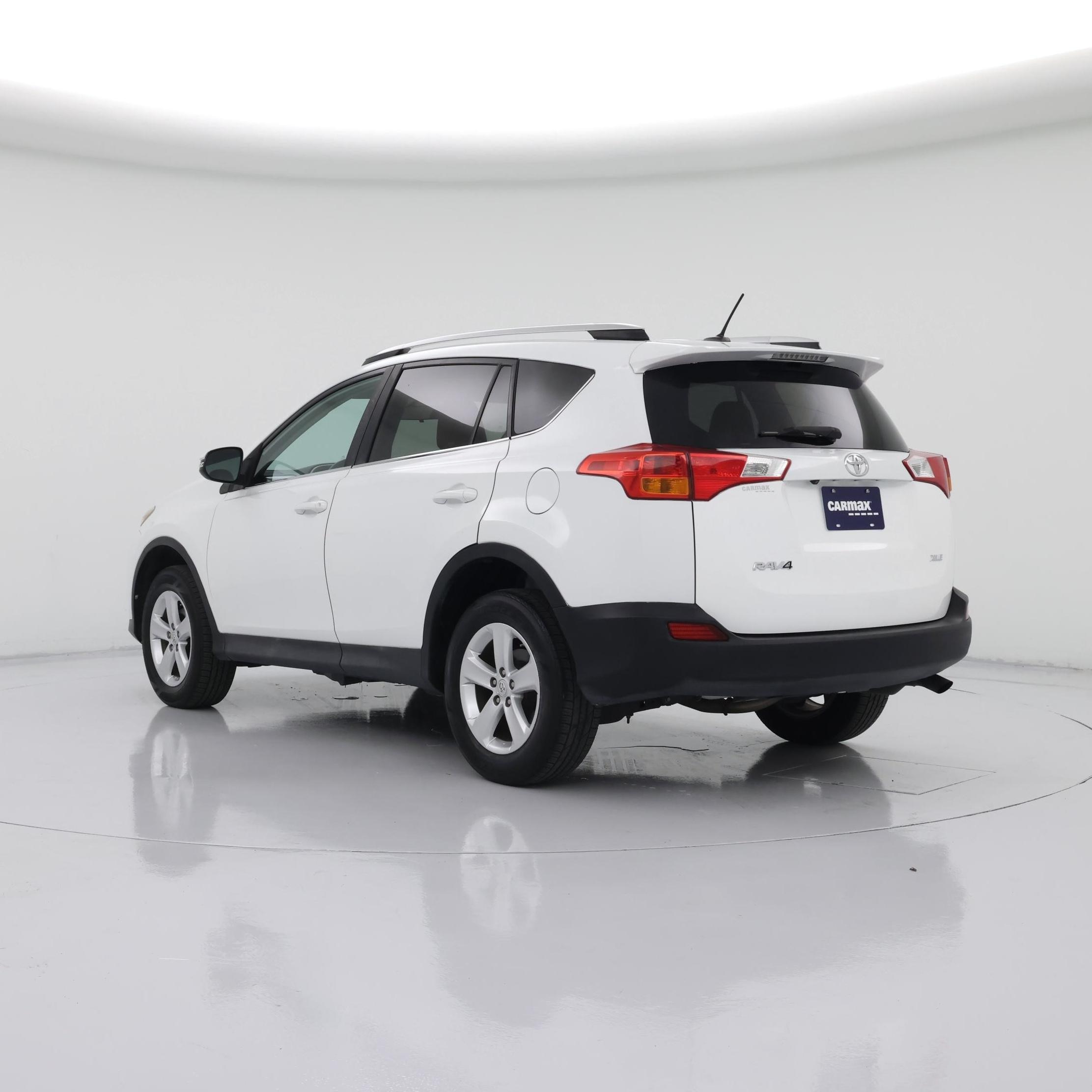 Thumbnail: 2014 Toyota RAV4 - 2