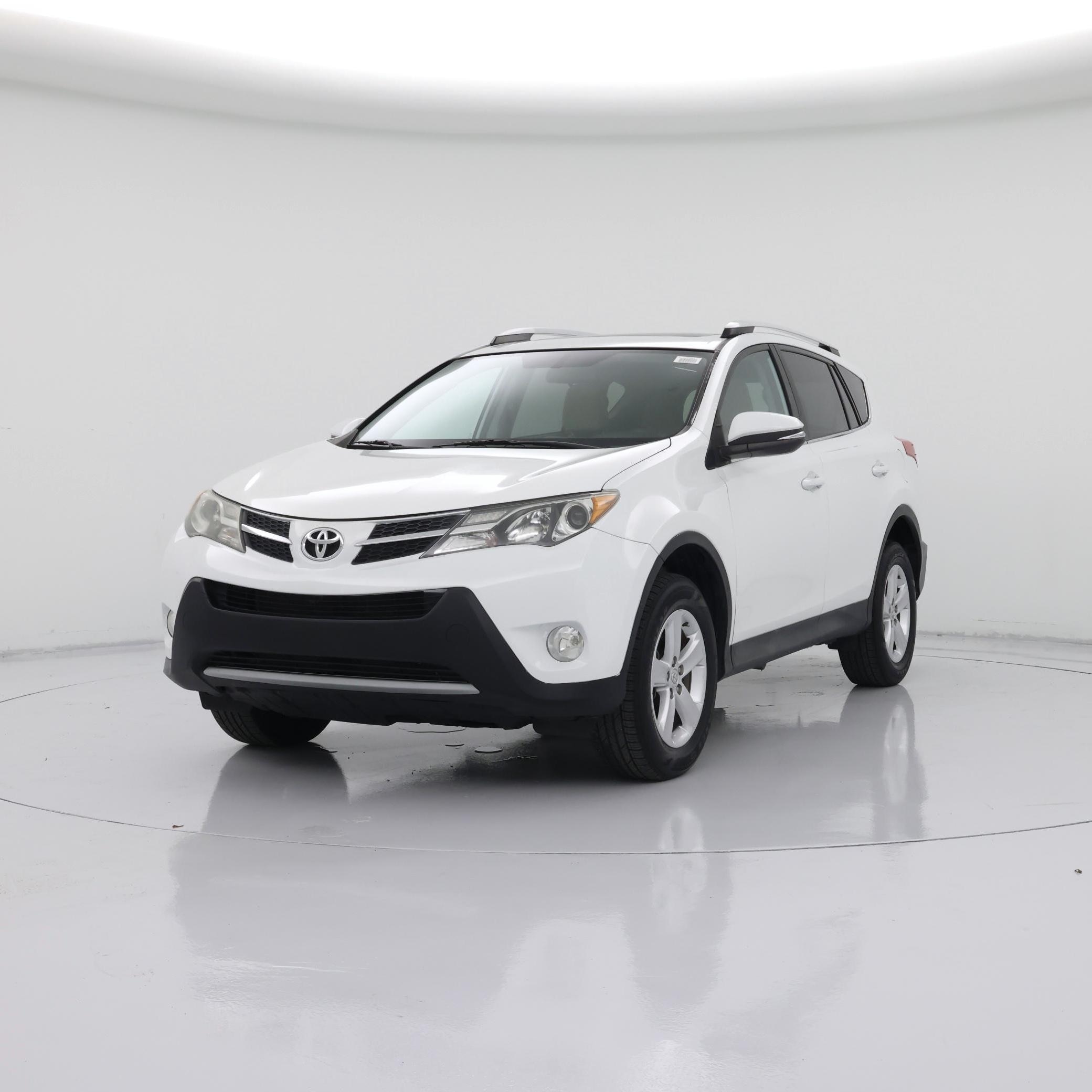 Thumbnail: 2014 Toyota RAV4 - 4