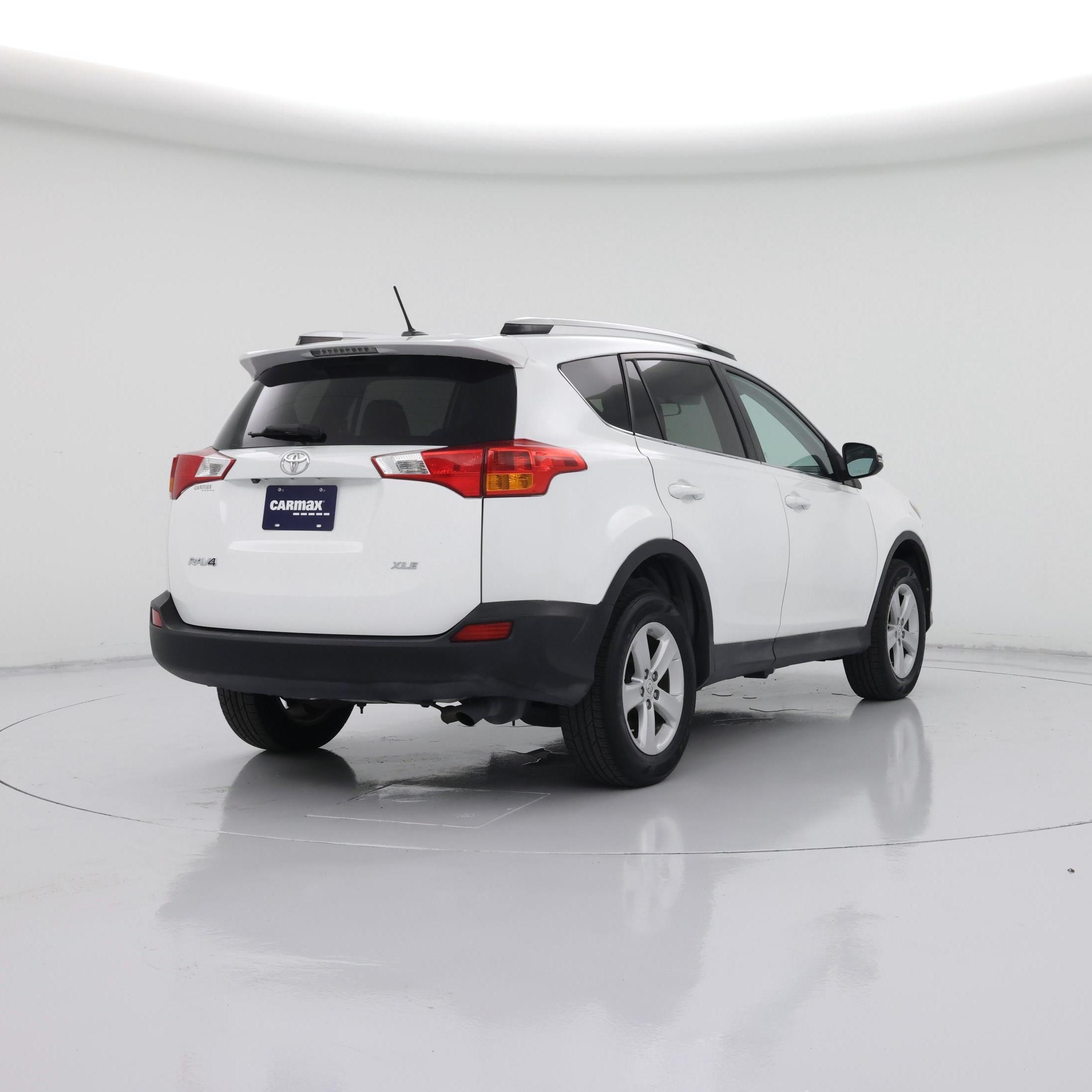 Thumbnail: 2014 Toyota RAV4 - 8