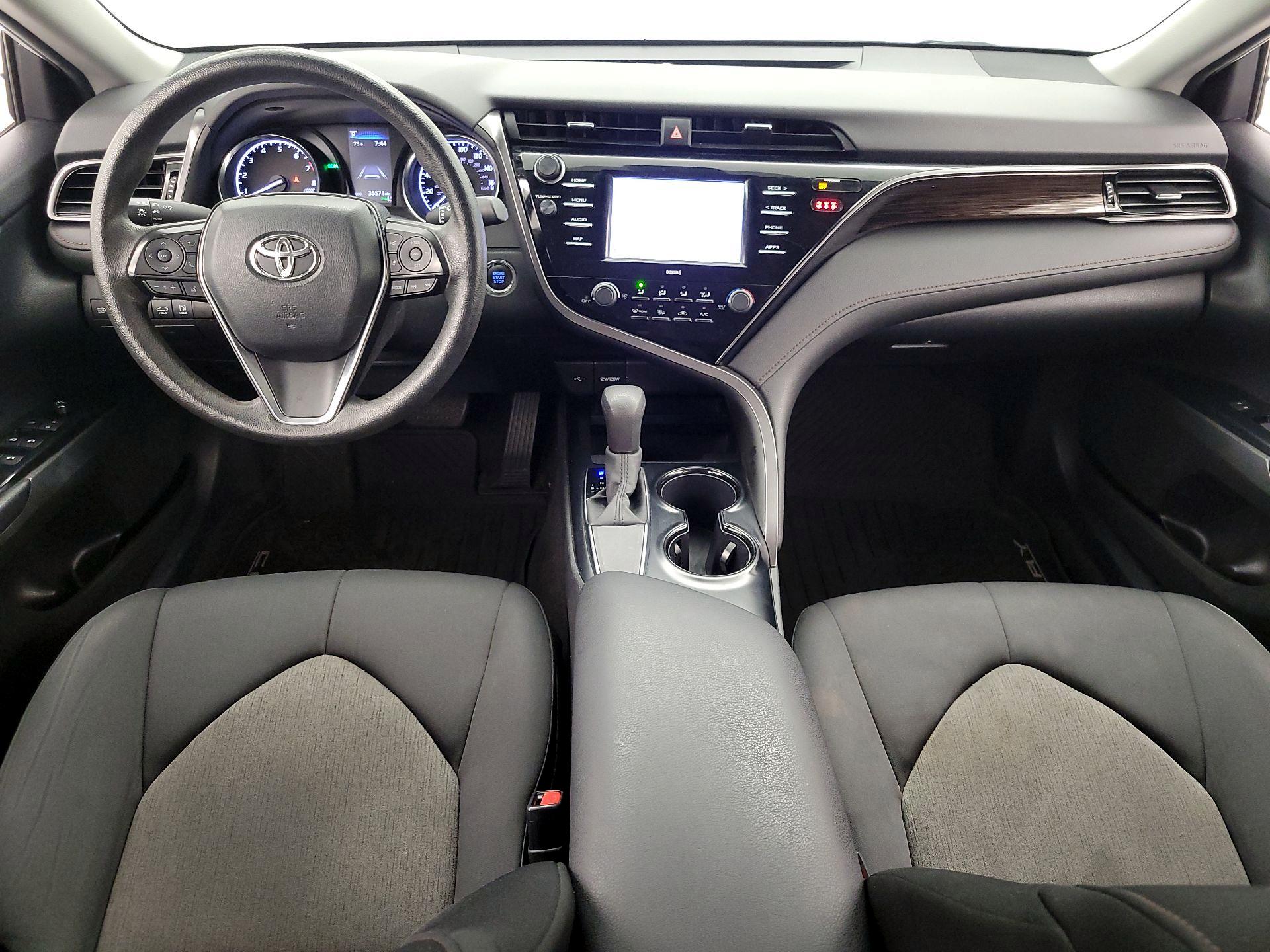 Thumbnail: 2020 Toyota Camry - 9