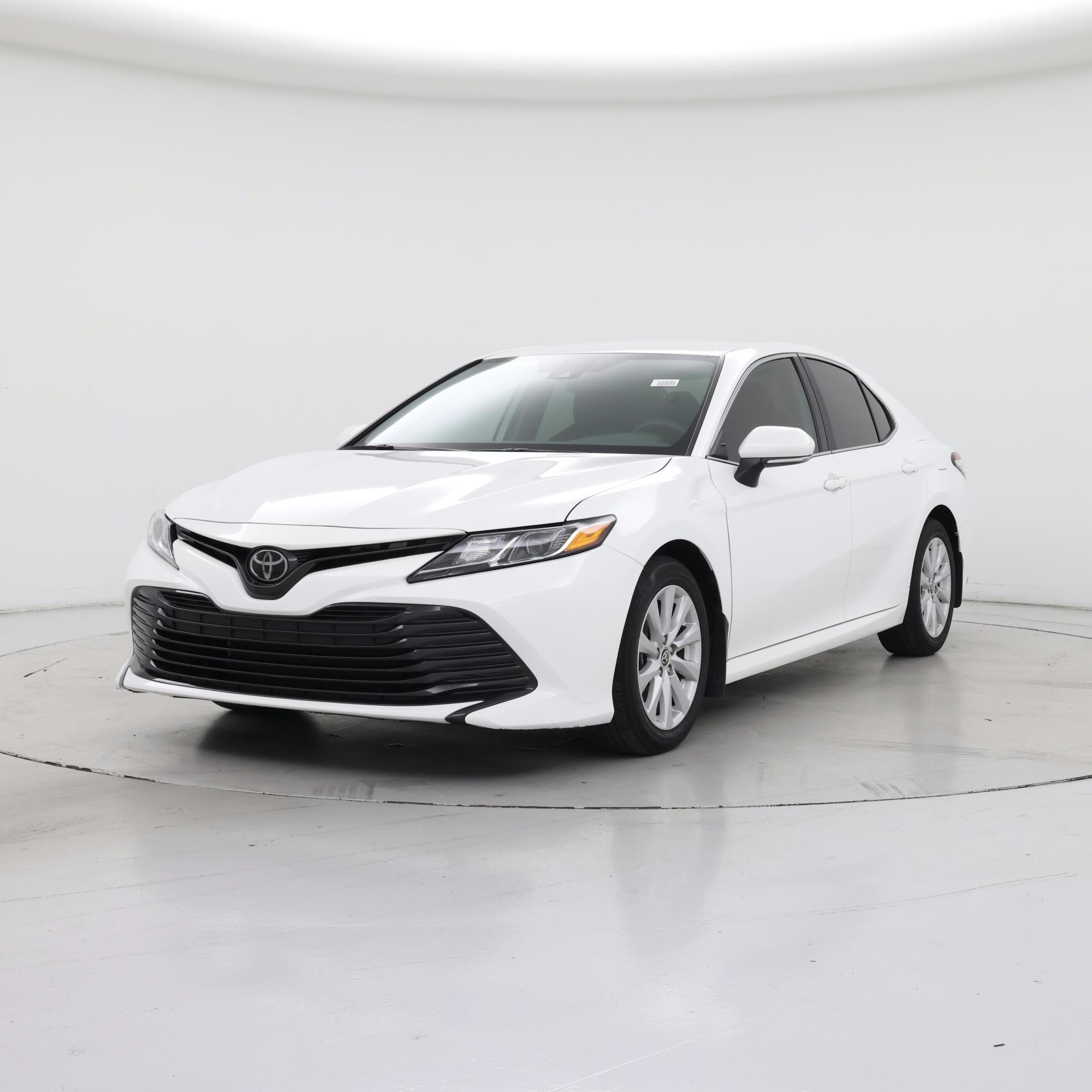 Thumbnail: 2020 Toyota Camry - 4