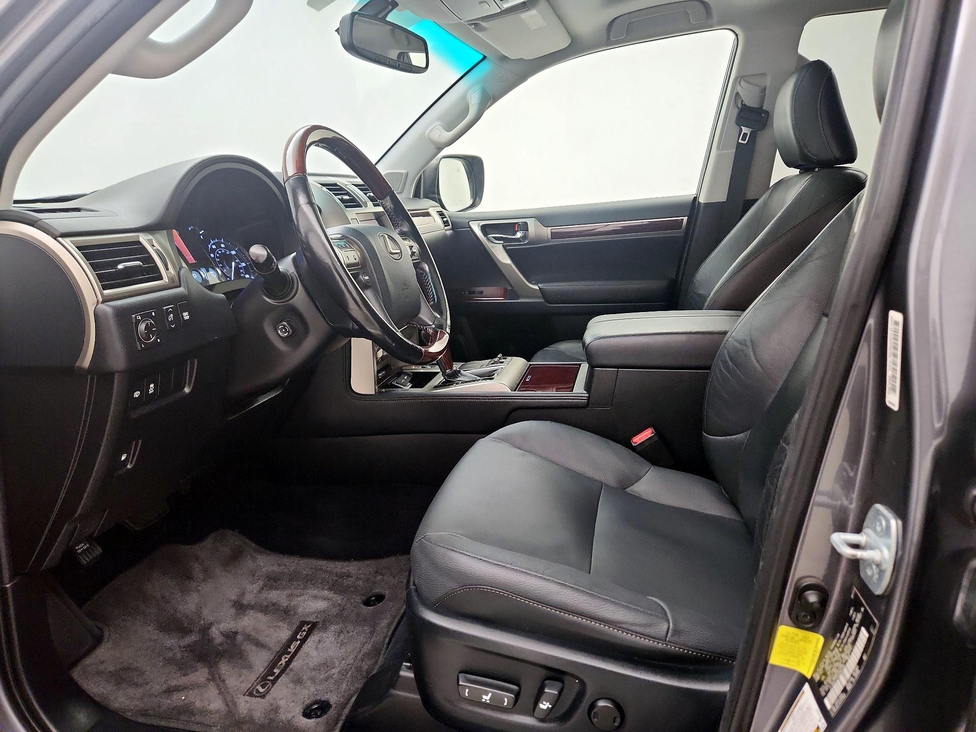 Thumbnail: 2017 Lexus GX - 11