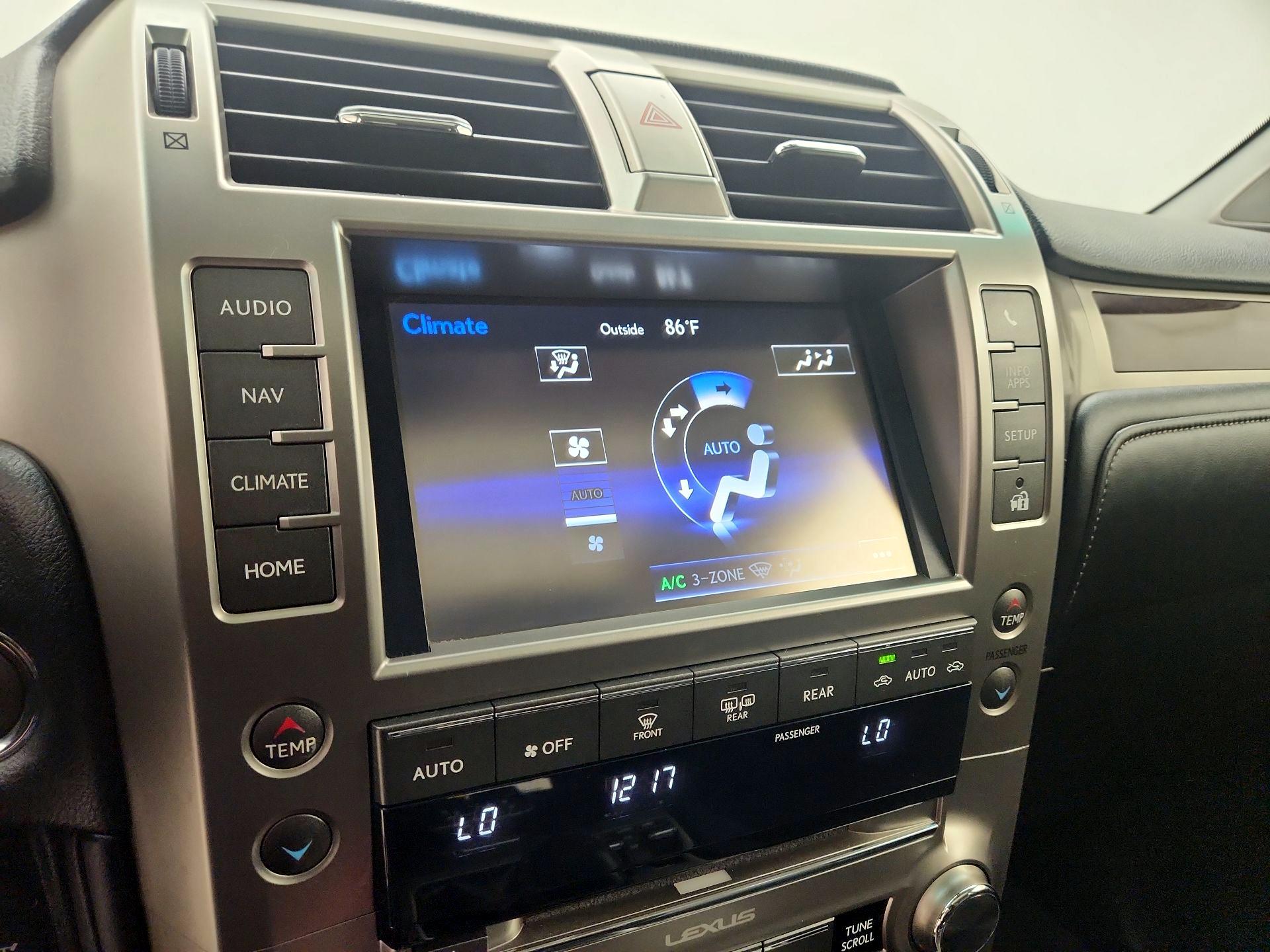 Thumbnail: 2017 Lexus GX - 17