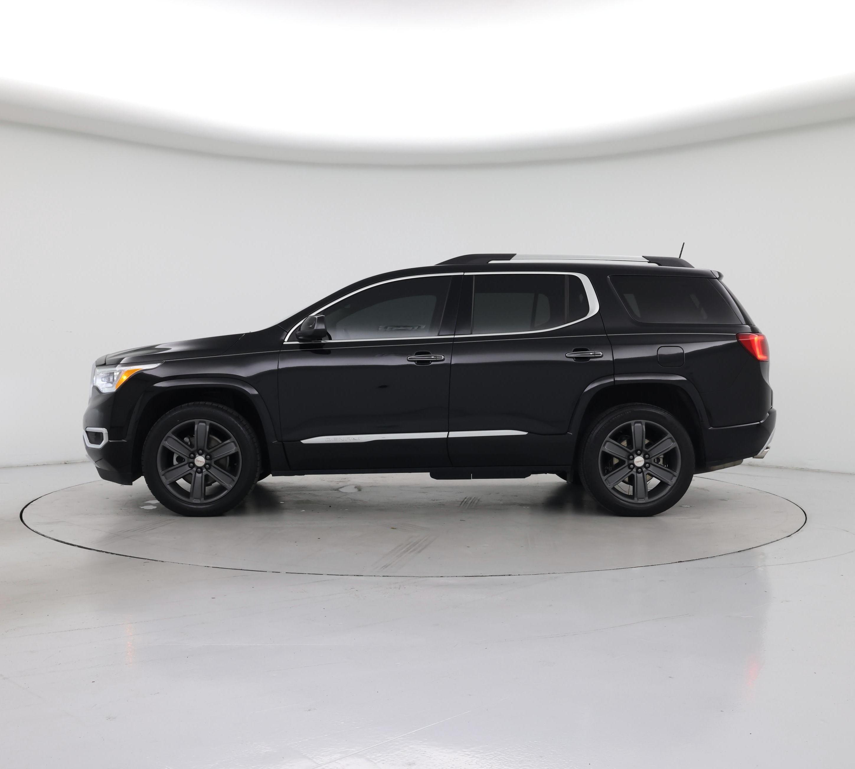 Thumbnail: 2019 GMC Acadia - 3