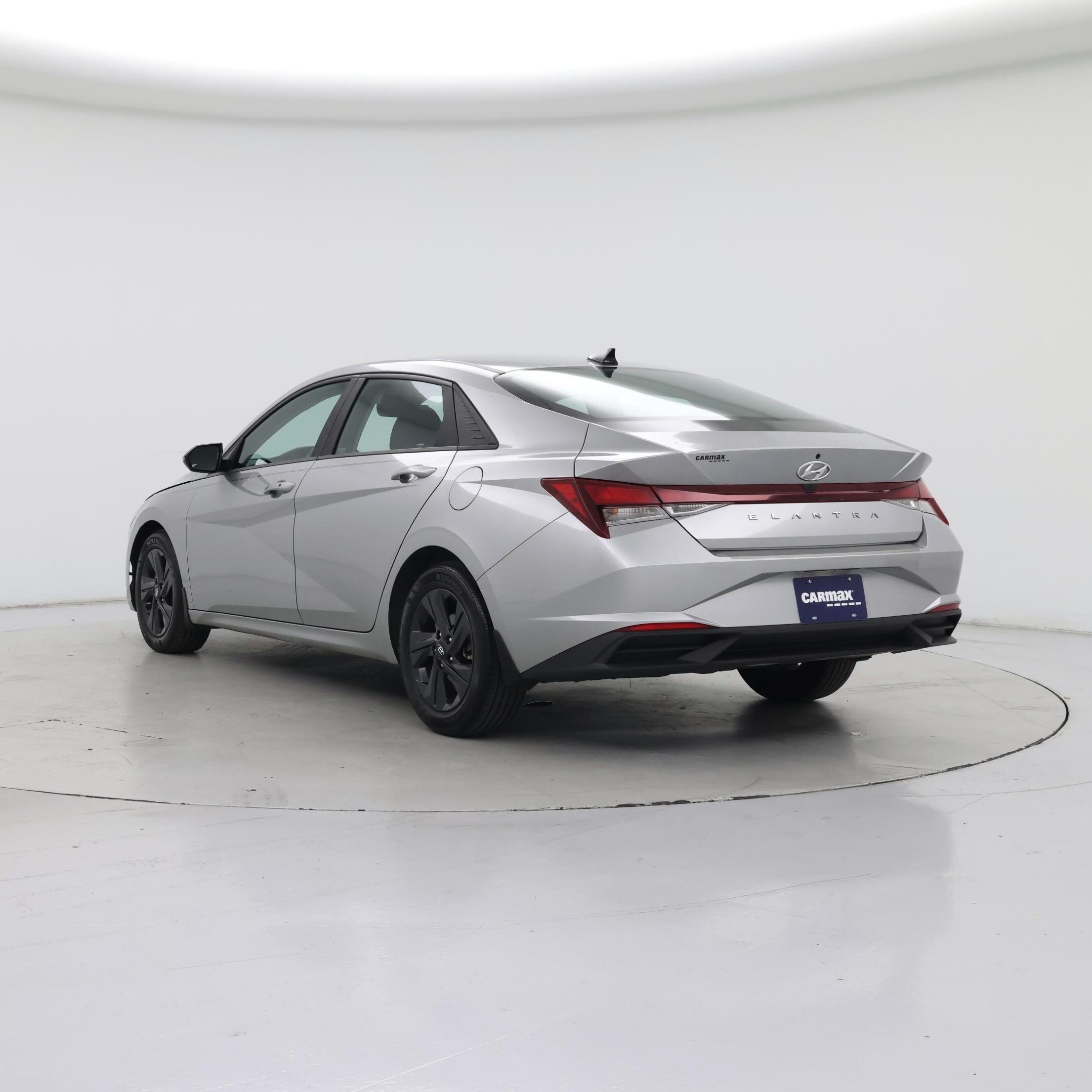 Thumbnail: 2023 Hyundai Elantra - 2