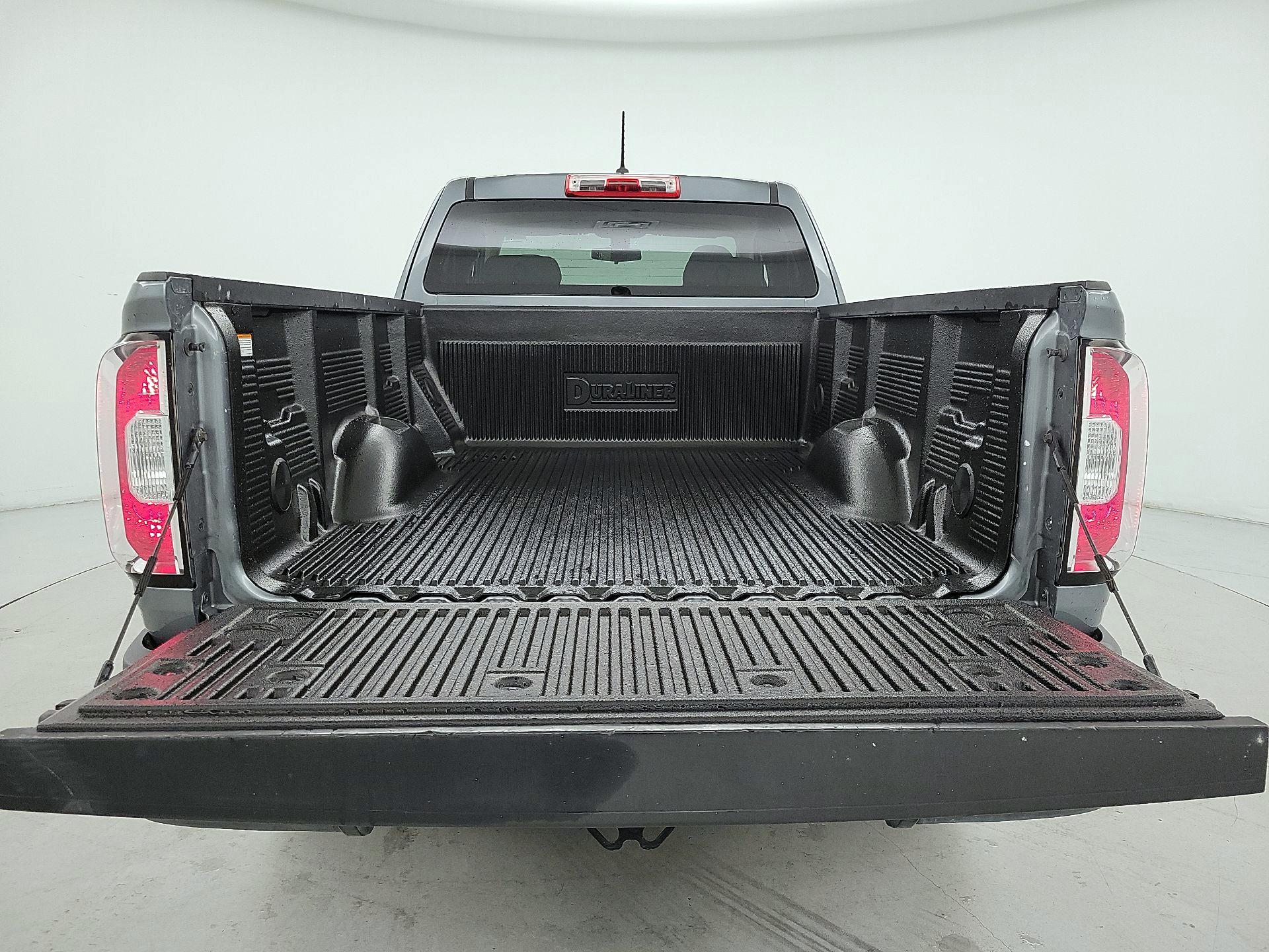 Thumbnail: 2018 GMC Canyon - 20