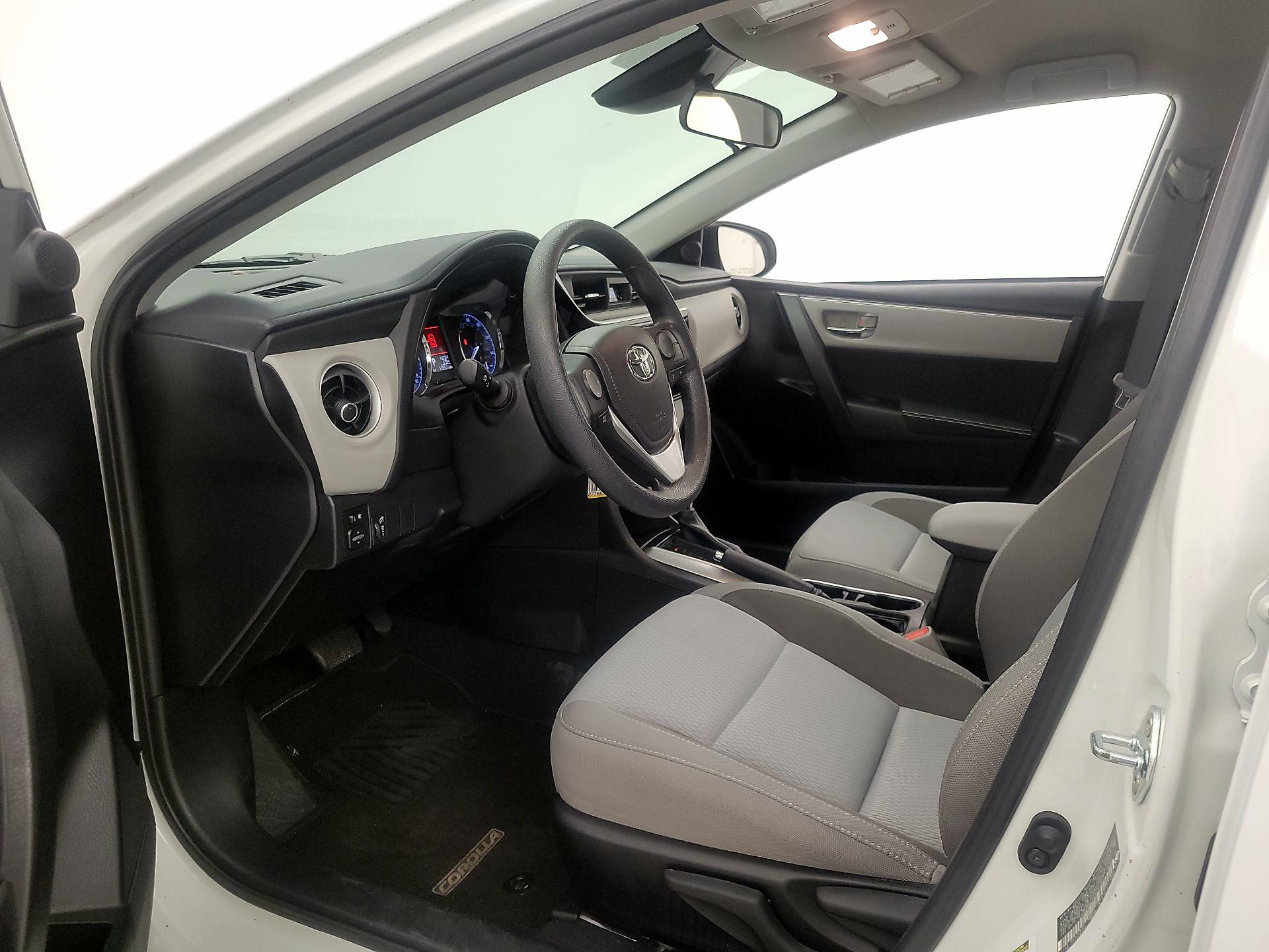 Thumbnail: 2017 Toyota Corolla - 11