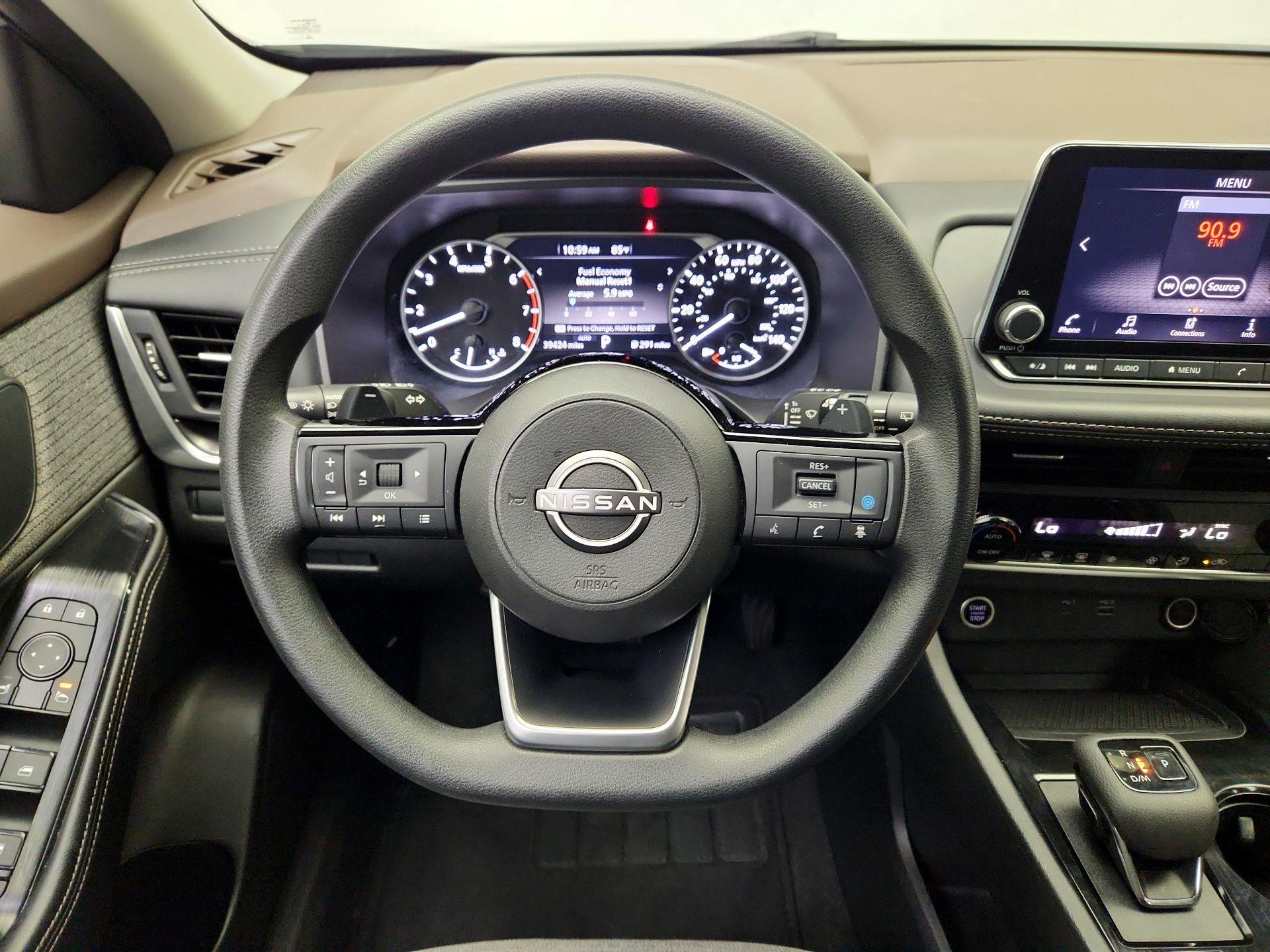 Thumbnail: 2023 Nissan Rogue - 10