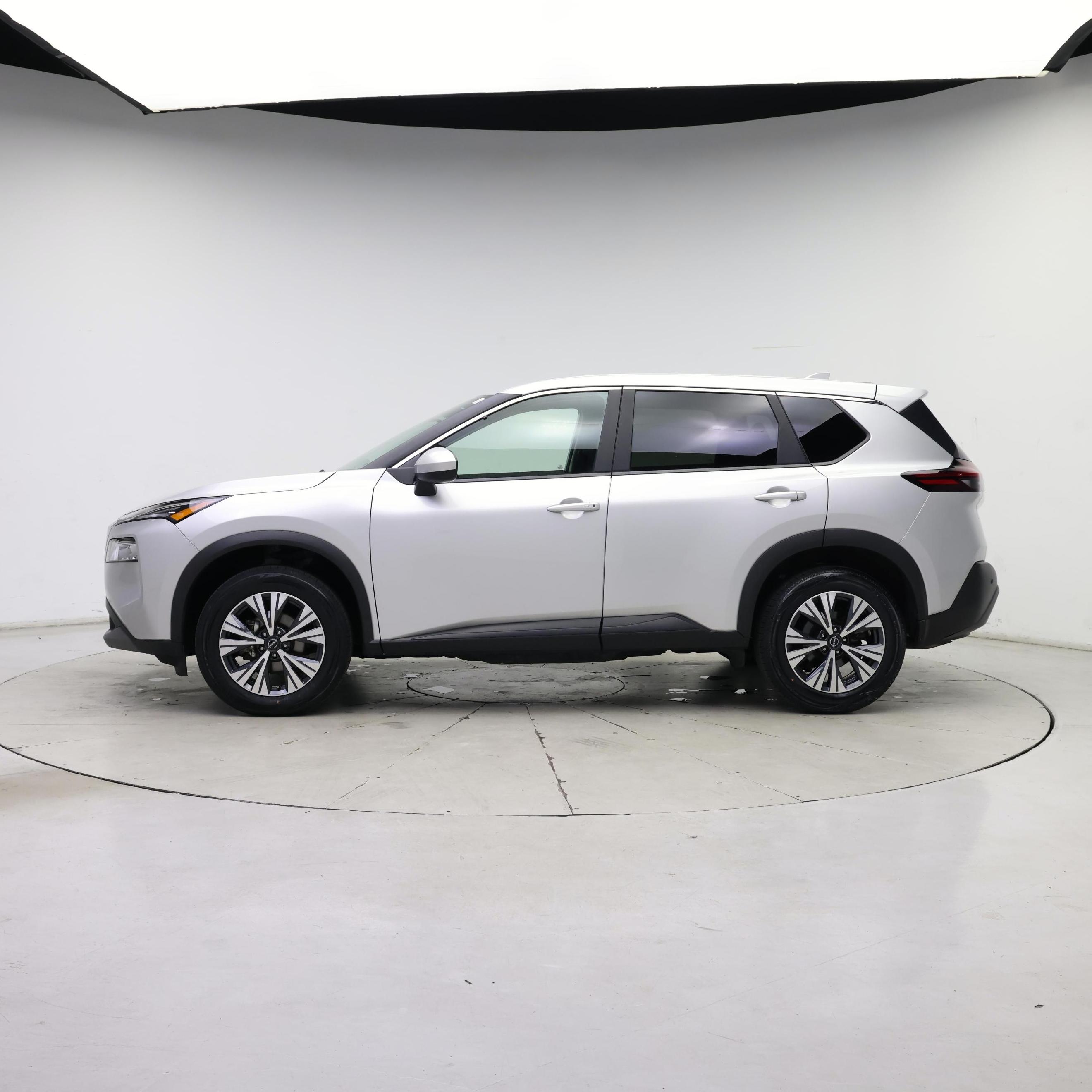 Thumbnail: 2023 Nissan Rogue - 3