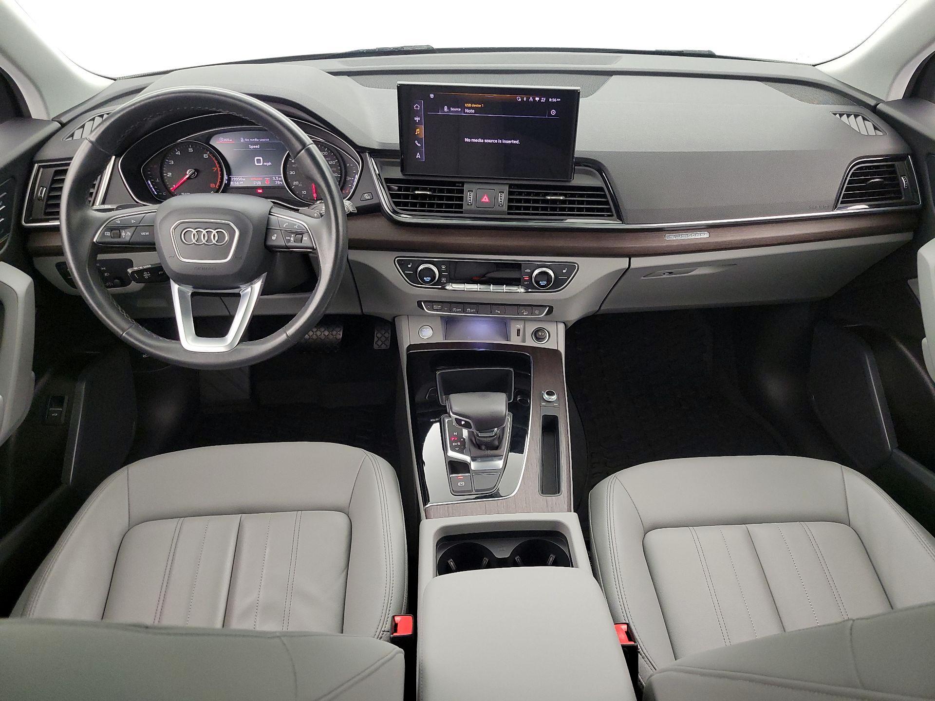 Thumbnail: 2023 Audi Q5 - 9