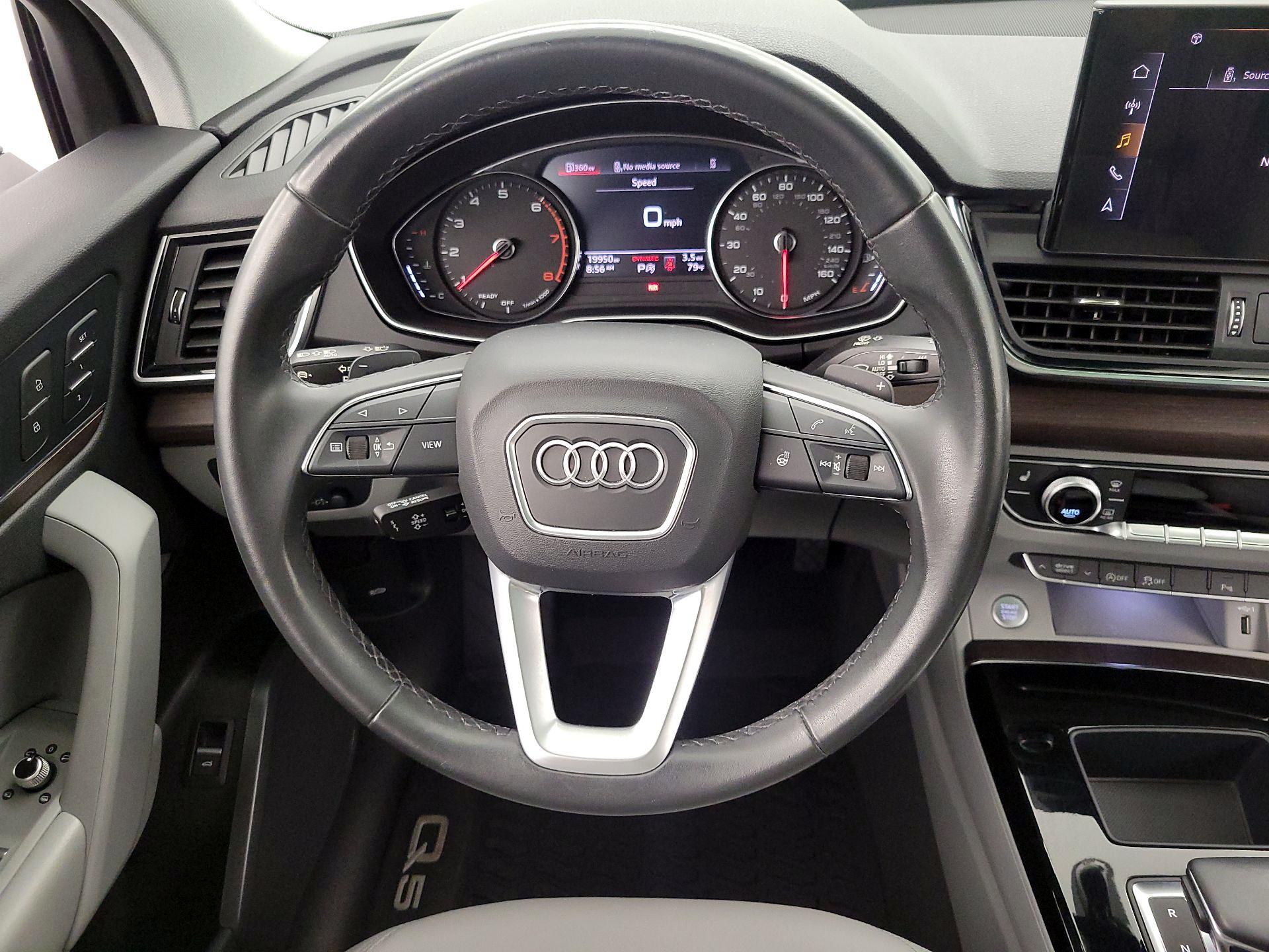 Thumbnail: 2023 Audi Q5 - 10