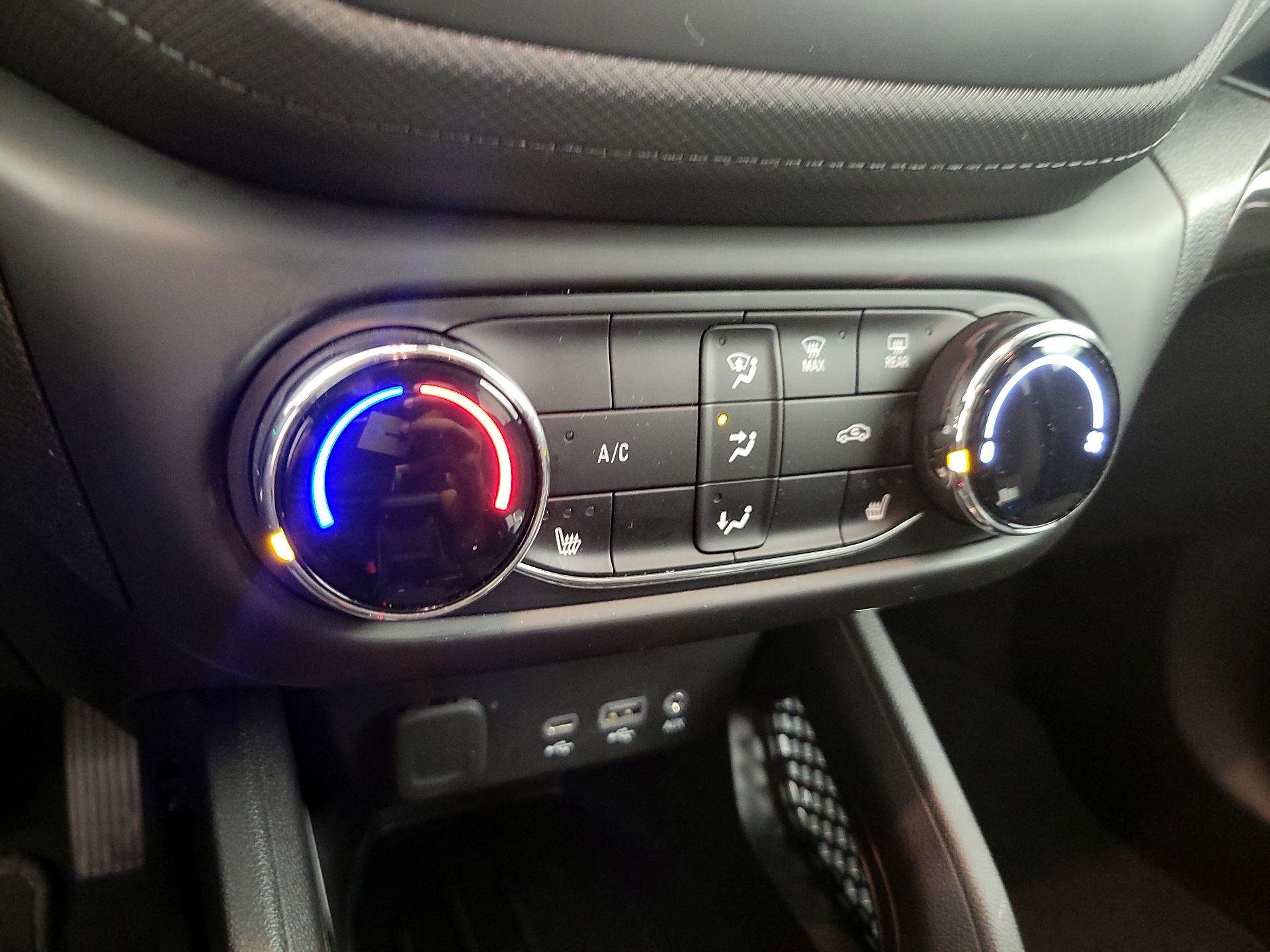 Thumbnail: 2023 Chevrolet TrailBlazer - 16