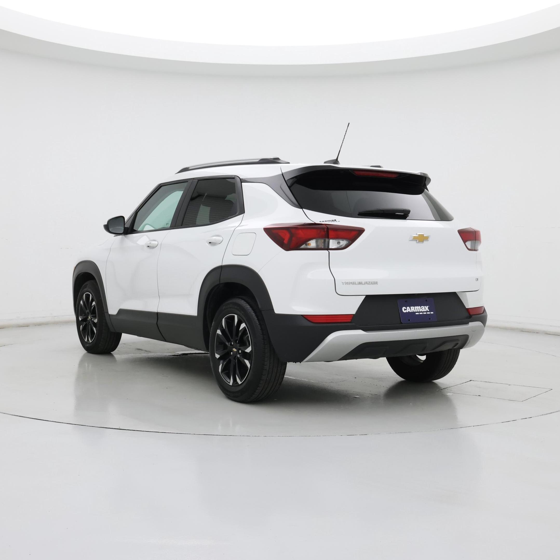Thumbnail: 2023 Chevrolet TrailBlazer - 2