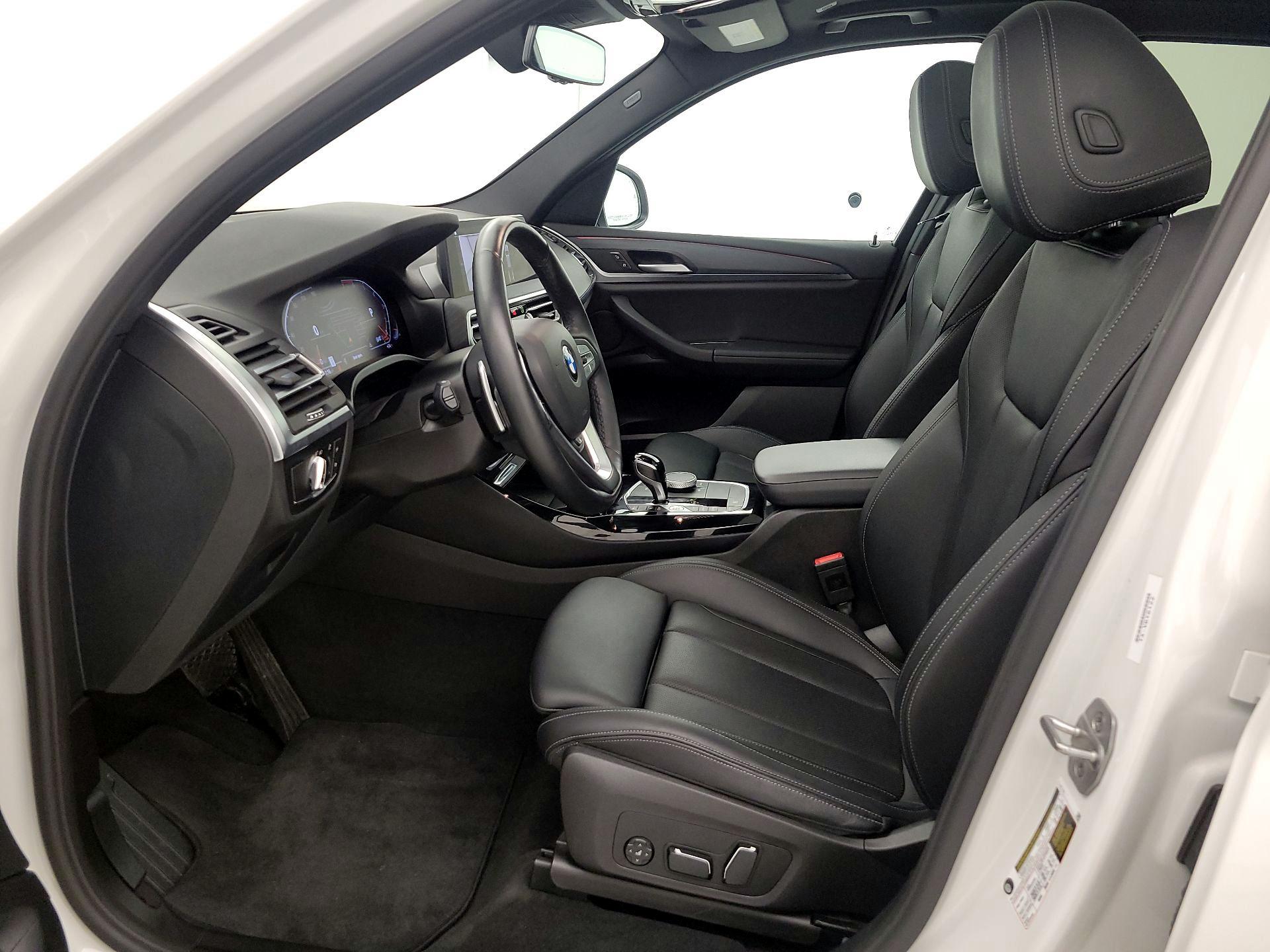 Thumbnail: 2024 BMW X3 - 11