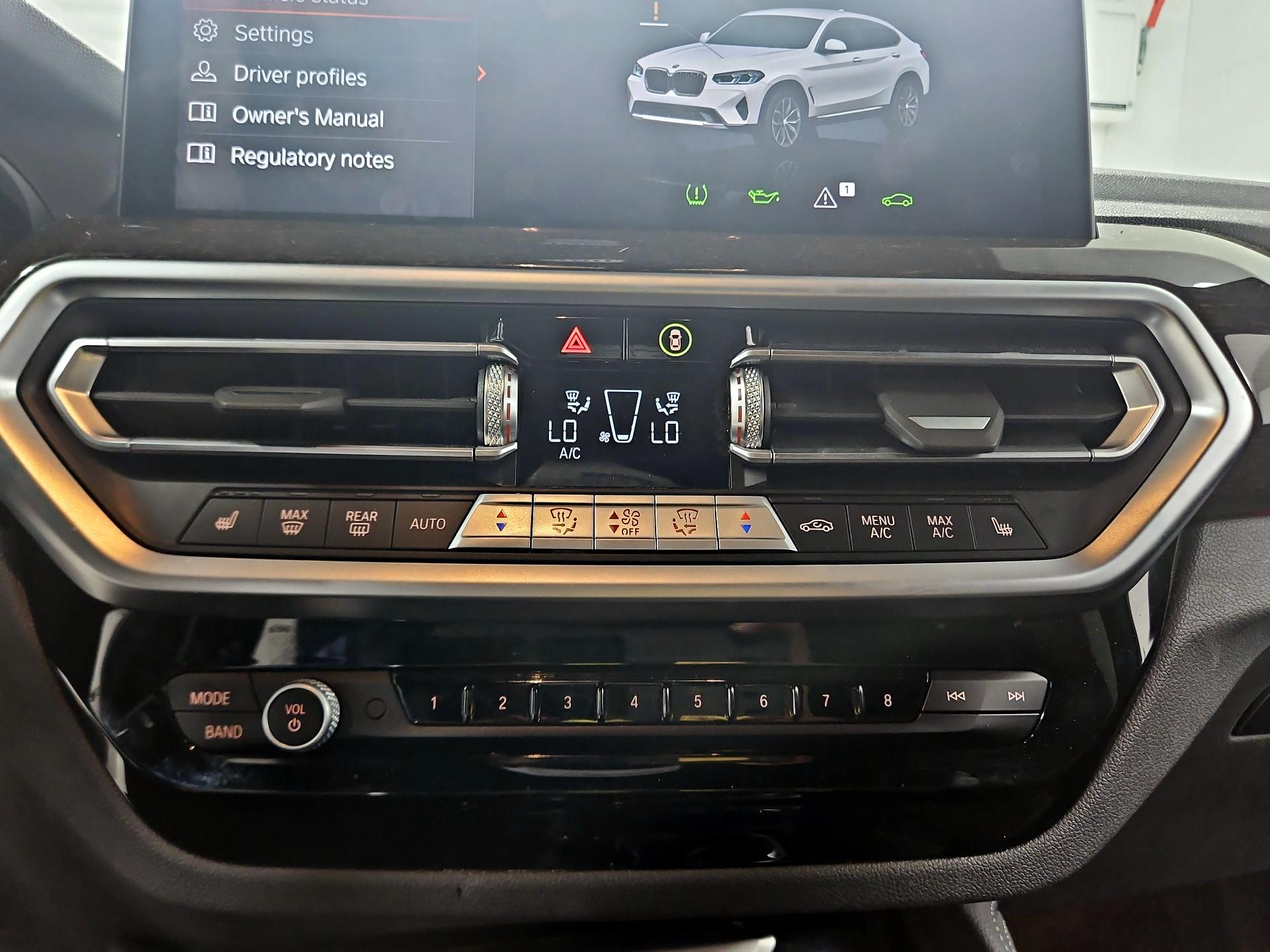 Thumbnail: 2024 BMW X4 - 17