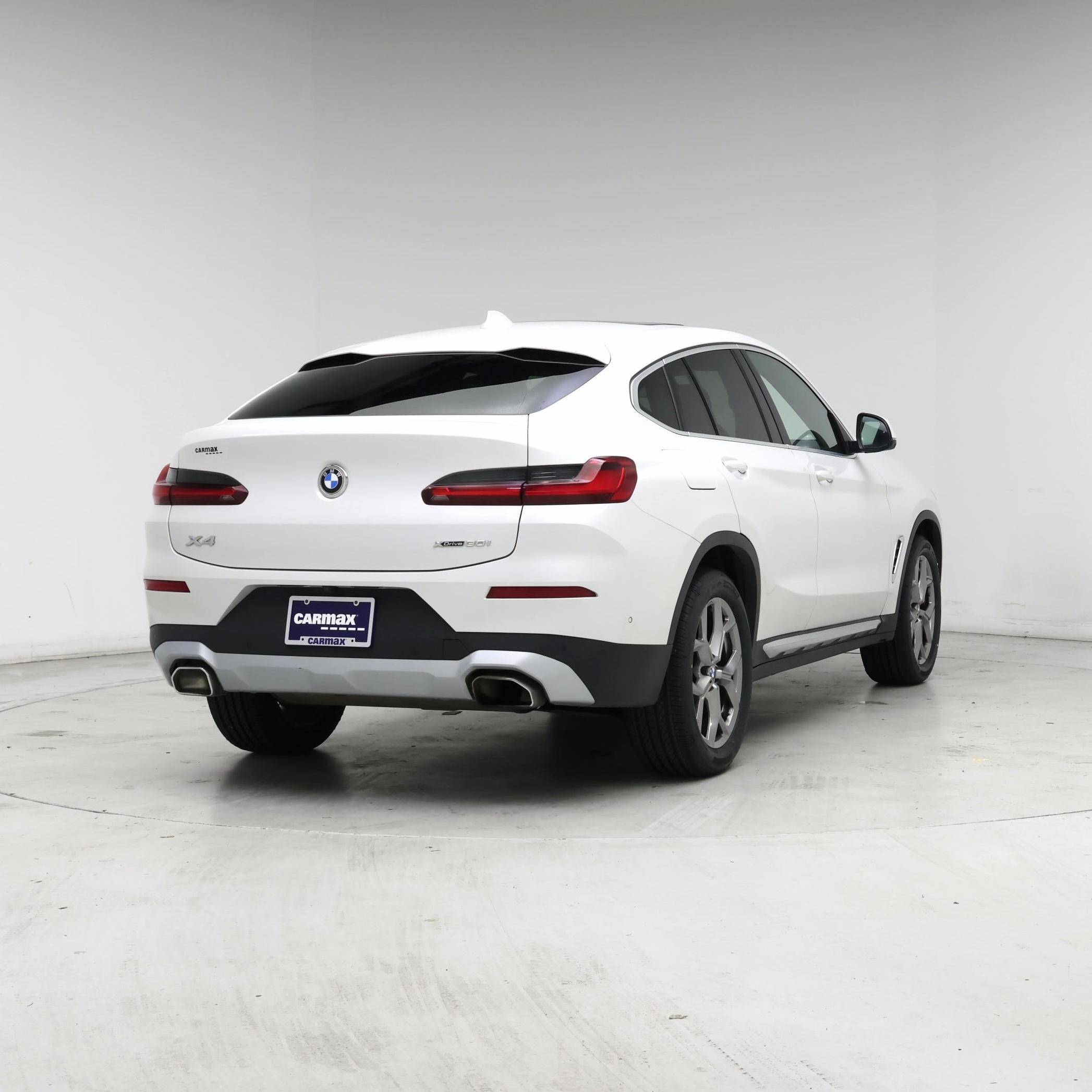 Thumbnail: 2024 BMW X4 - 8
