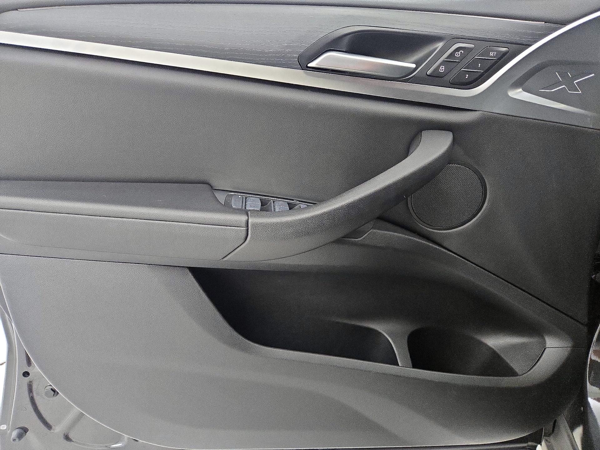 Thumbnail: 2024 BMW X3 - 12