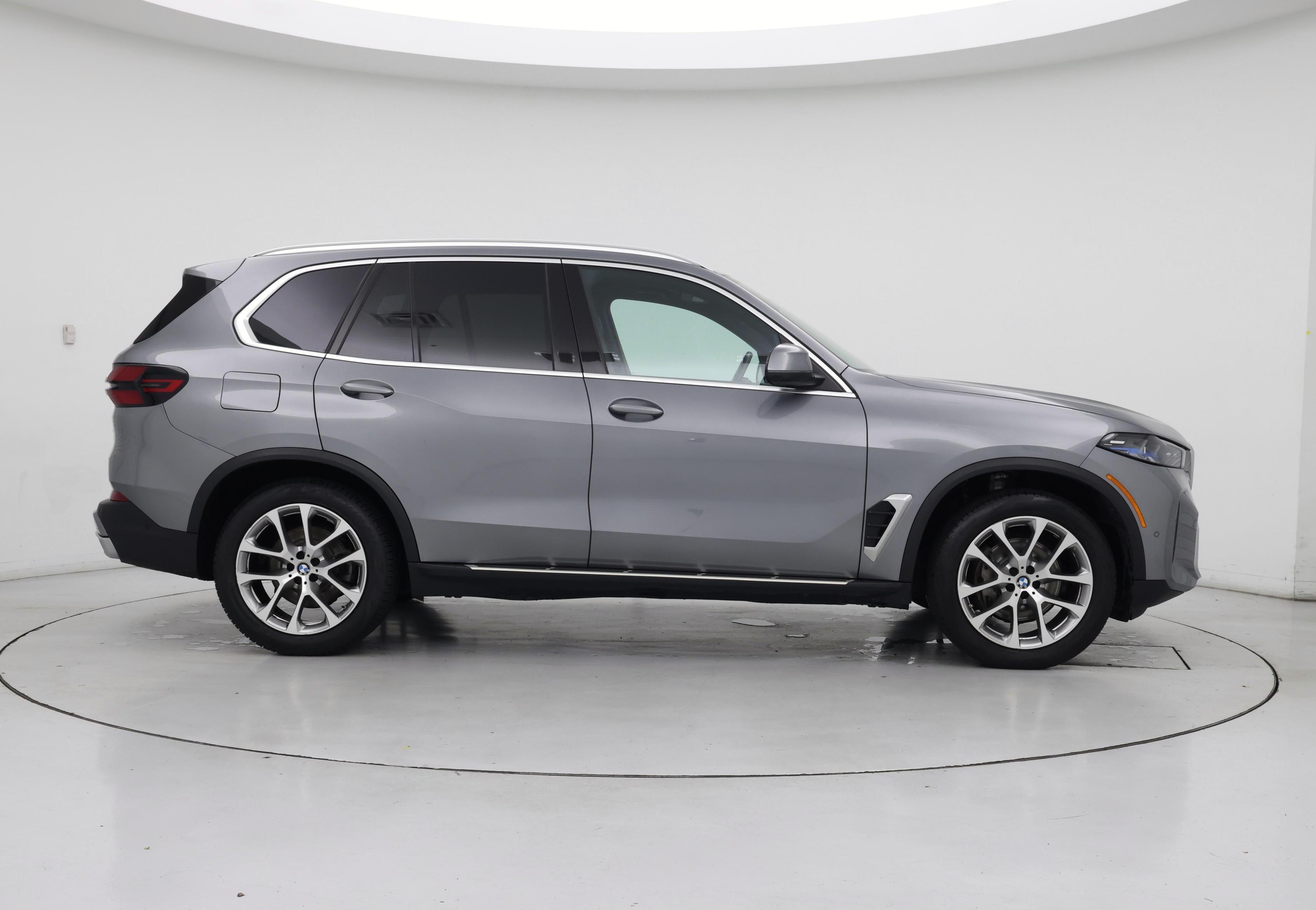 Thumbnail: 2024 BMW X5 - 7