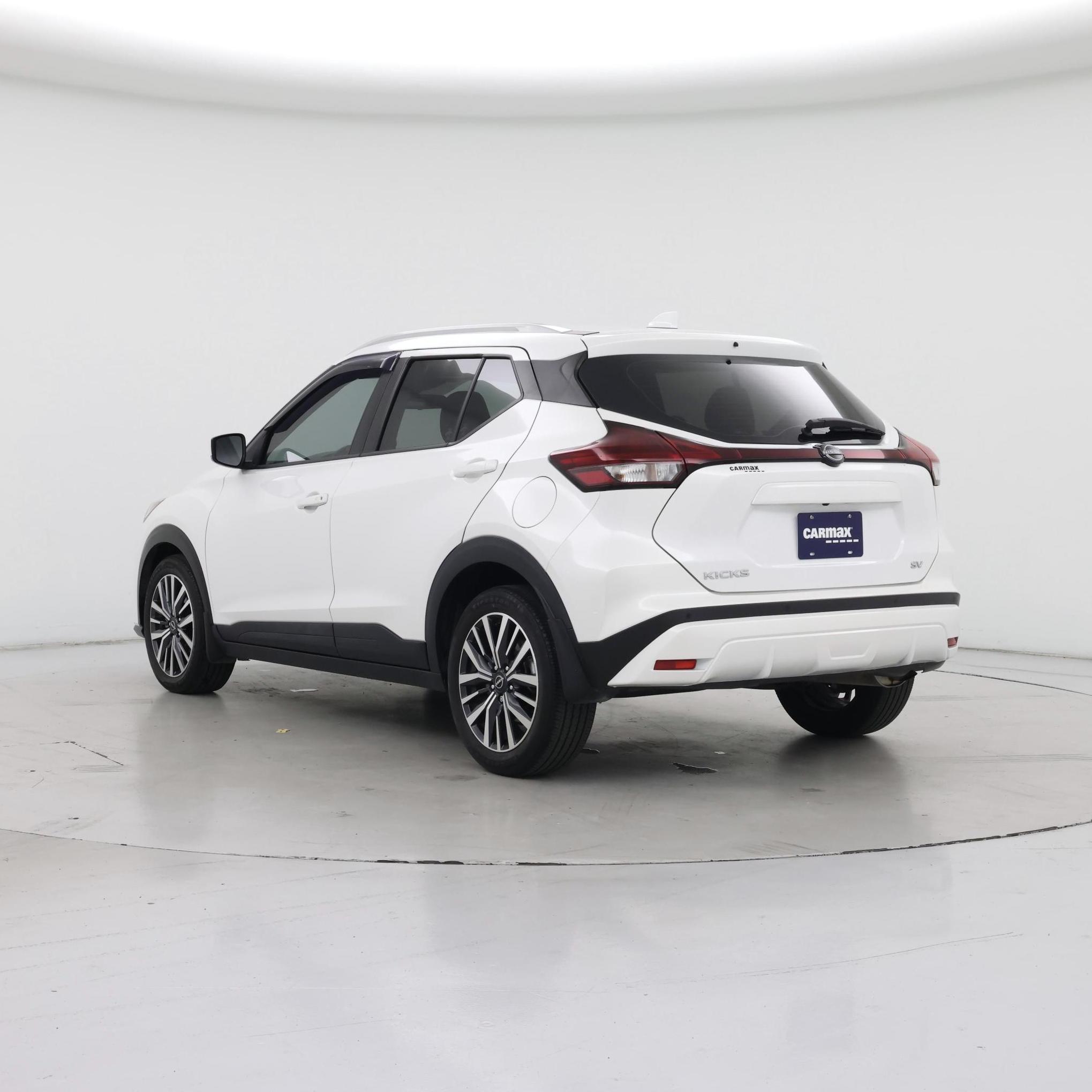 Thumbnail: 2022 Nissan Kicks - 2