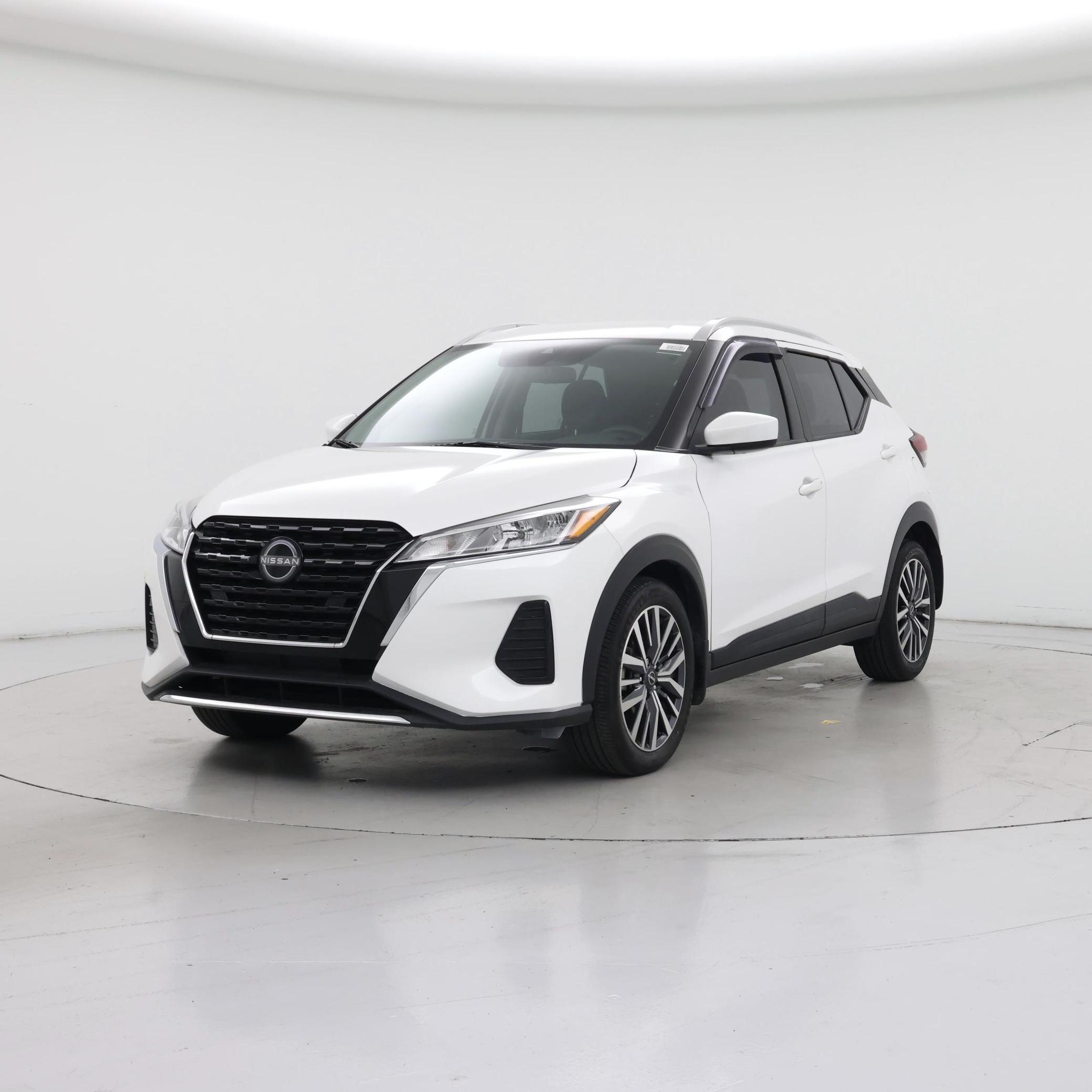 Thumbnail: 2022 Nissan Kicks - 4