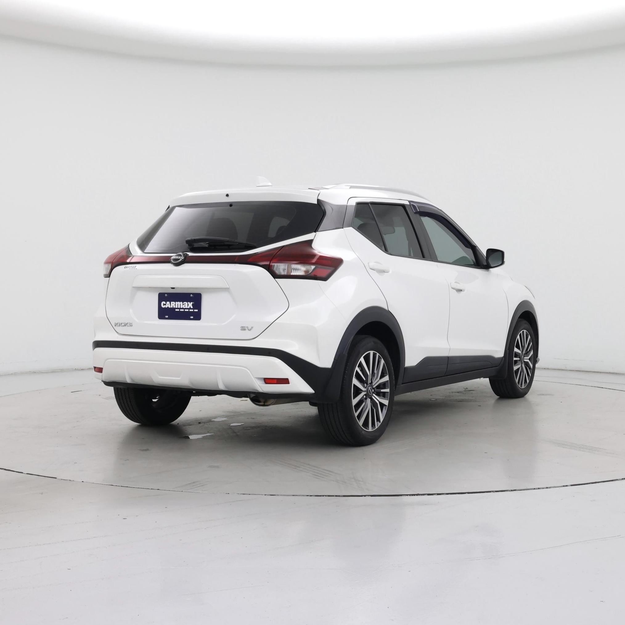 Thumbnail: 2022 Nissan Kicks - 8